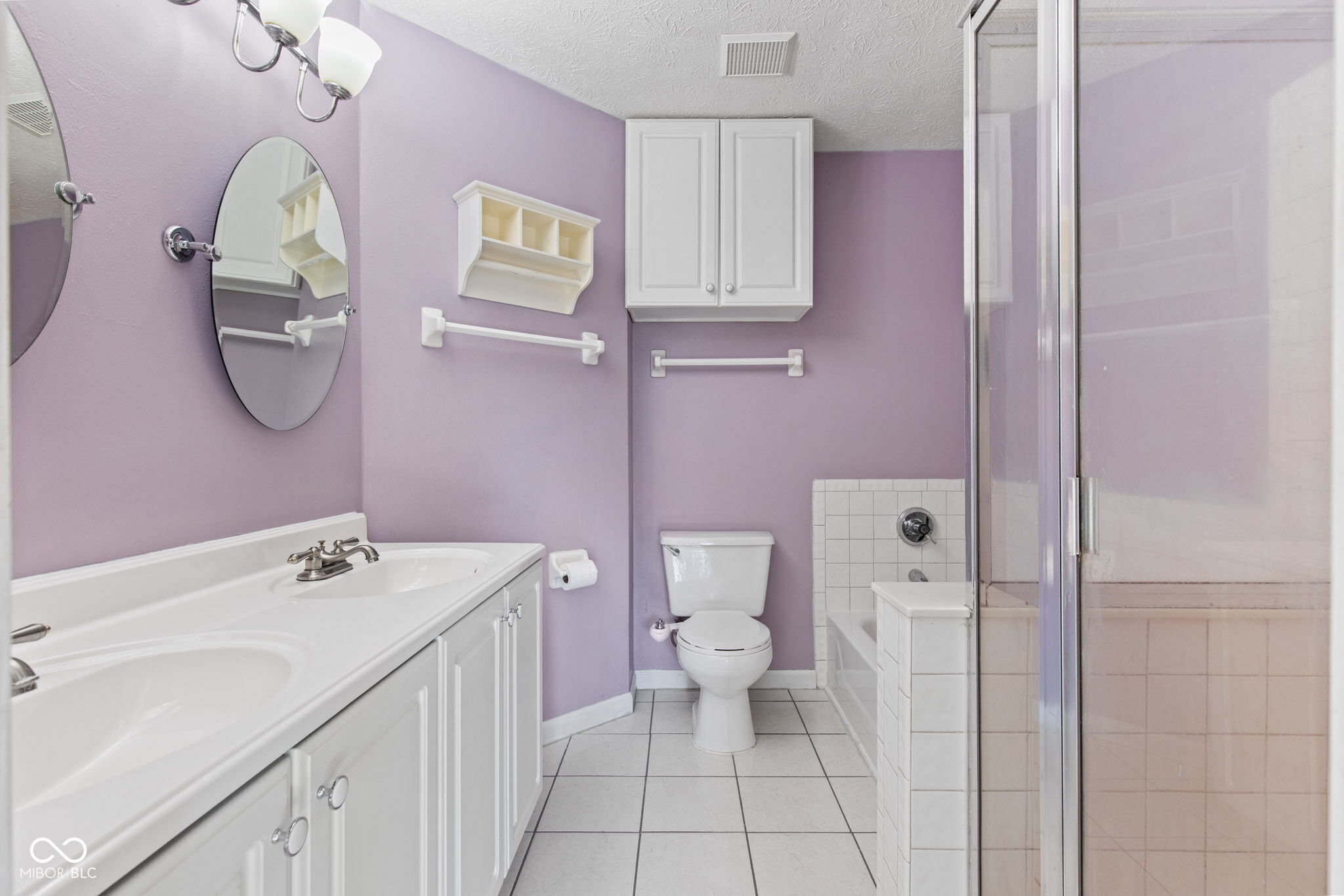 8812 Glass Chimney Lane