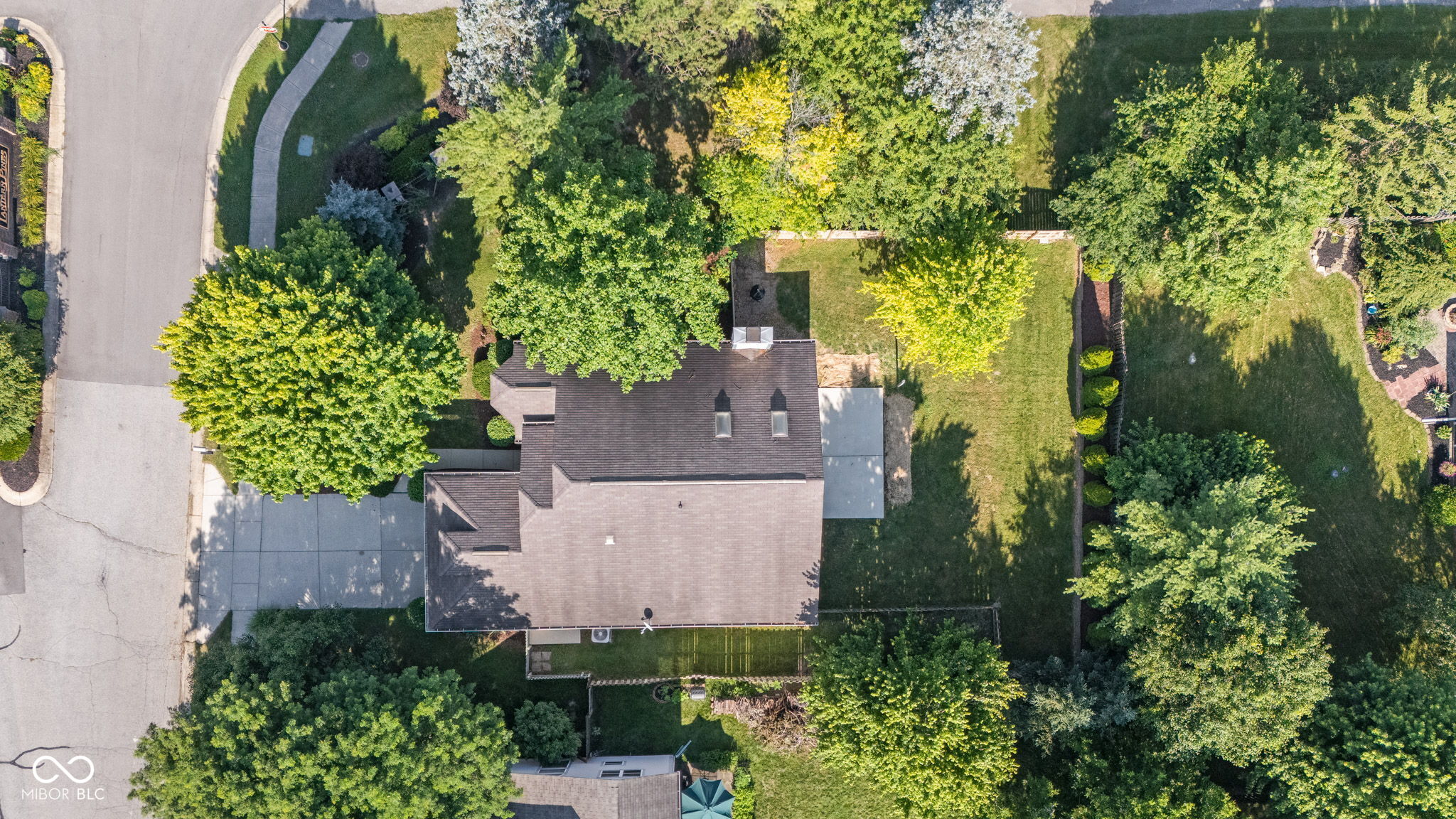 8812 Glass Chimney Lane