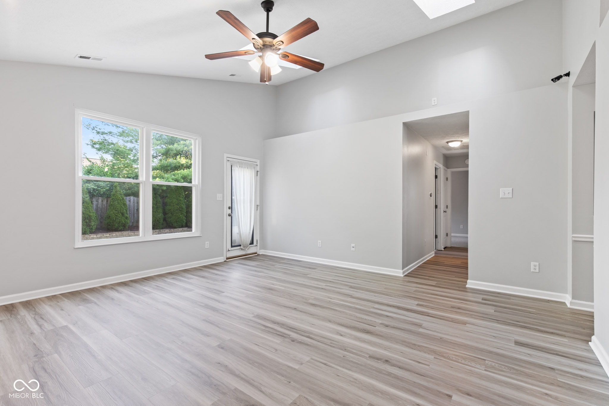 8812 Glass Chimney Lane