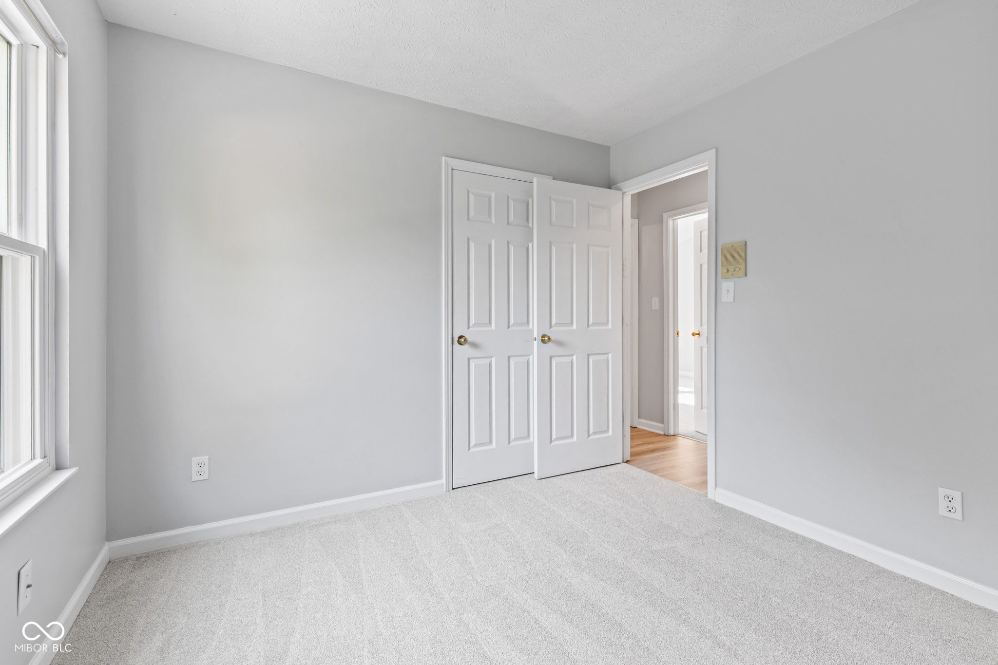8812 Glass Chimney Lane