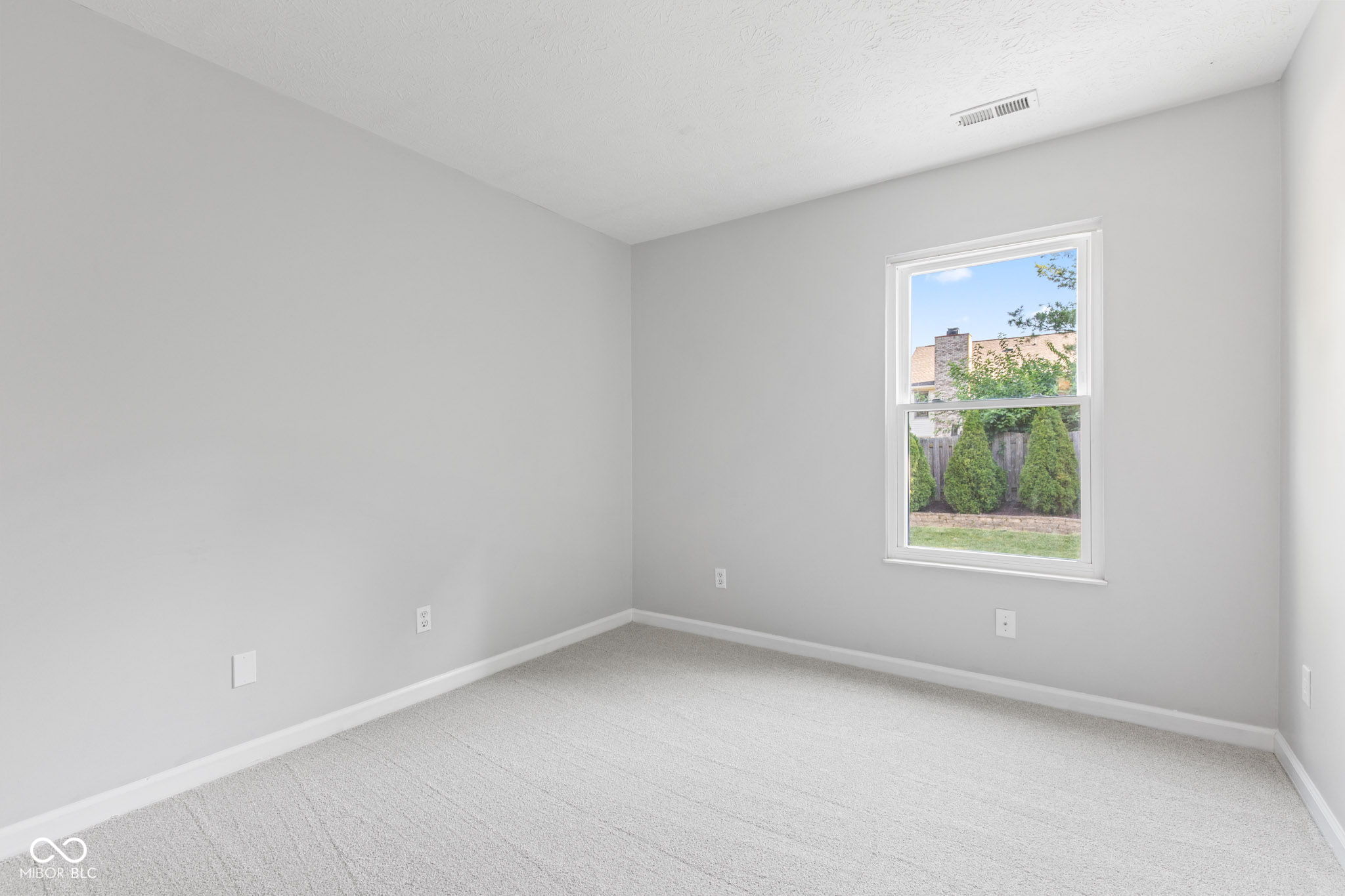 8812 Glass Chimney Lane