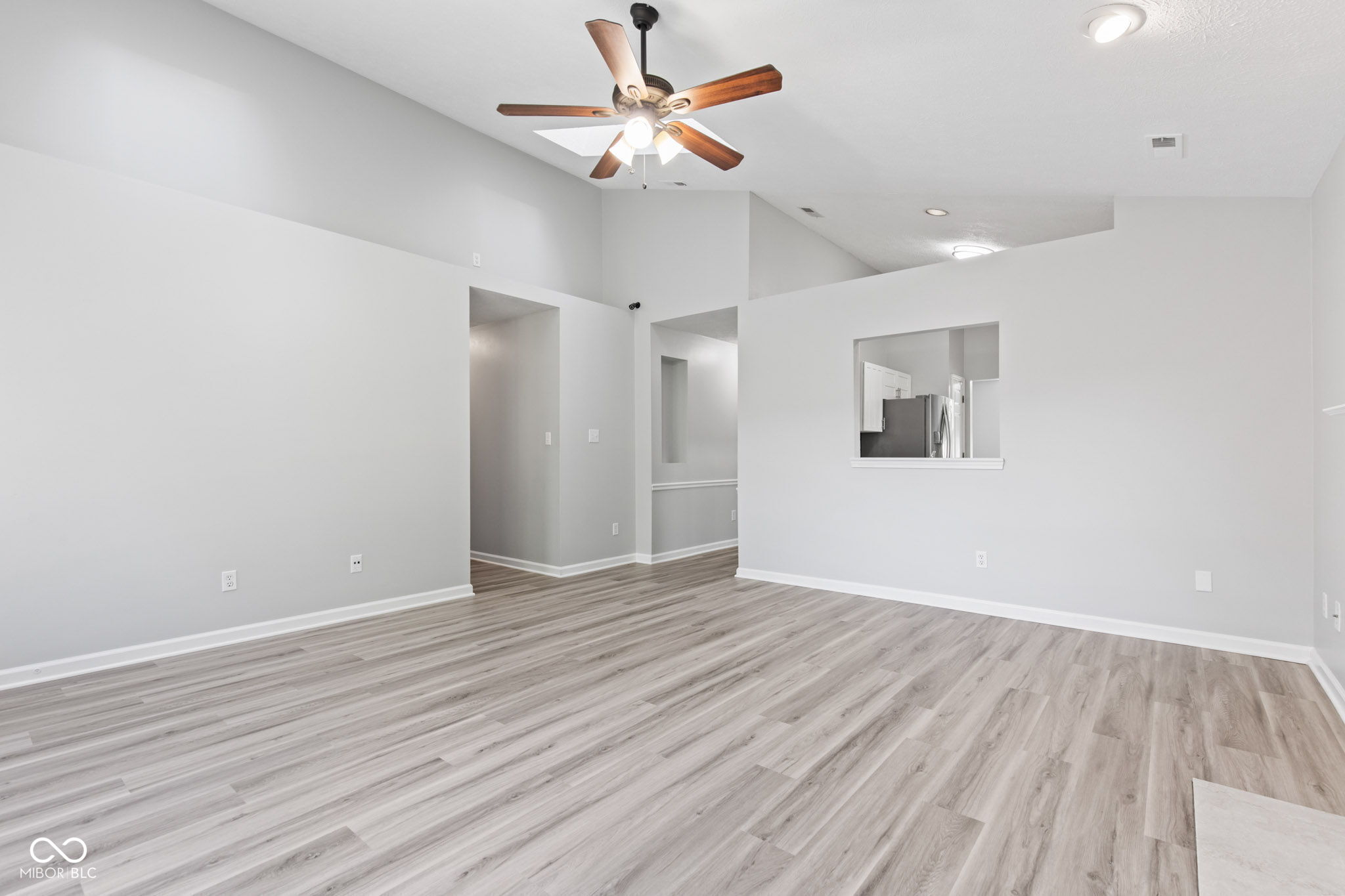 8812 Glass Chimney Lane
