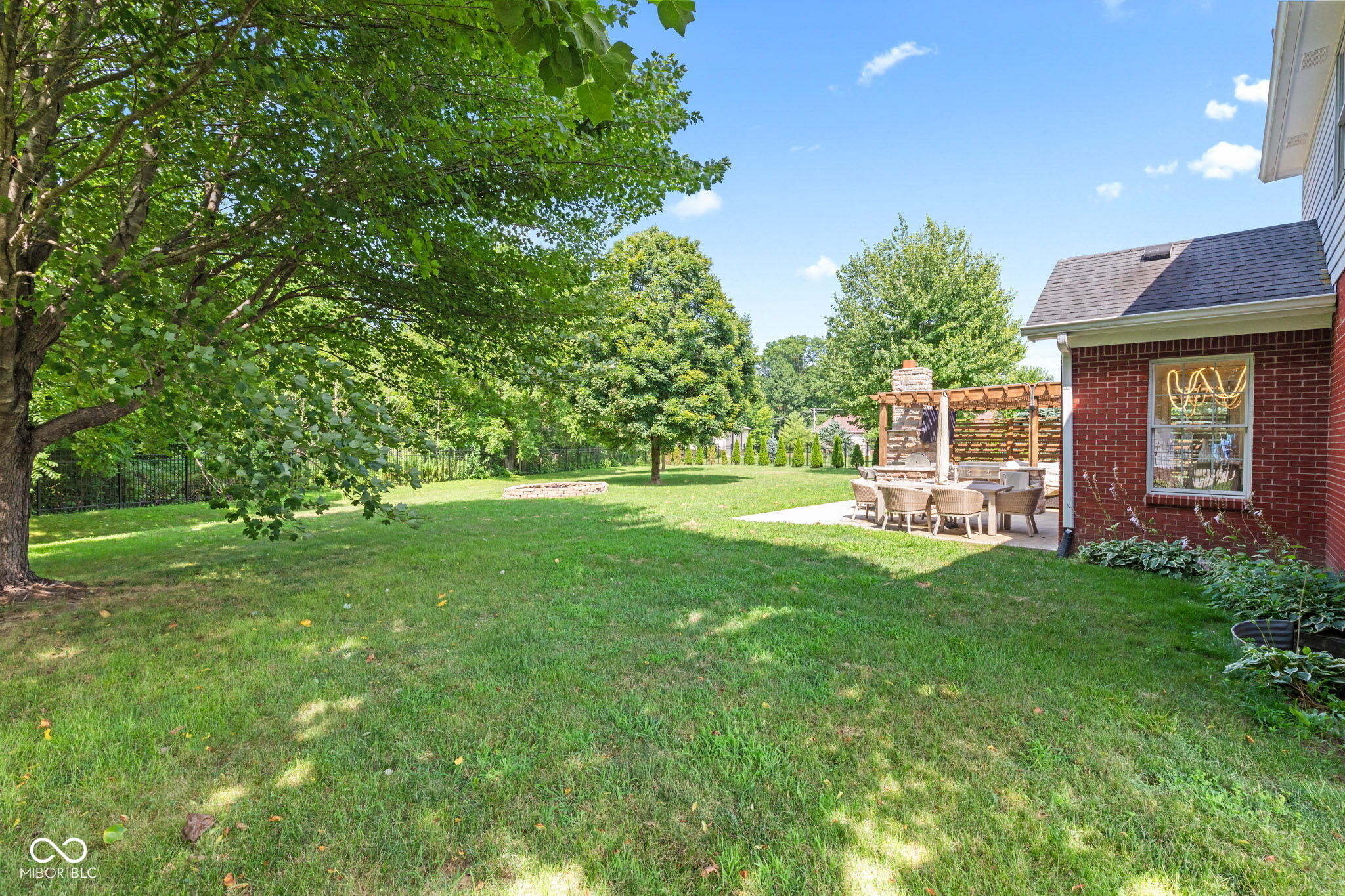 5910 Hickory Woods Drive