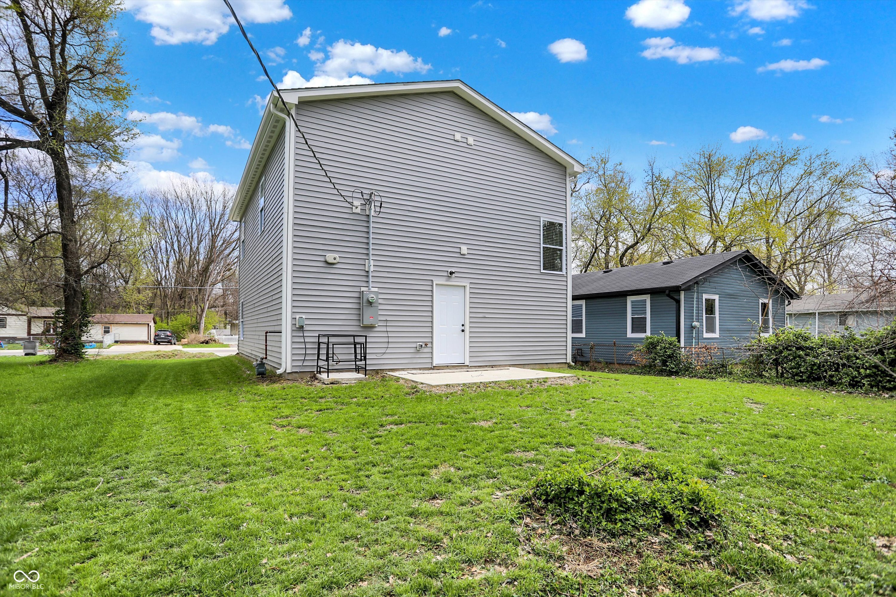3264 Orchard Avenue