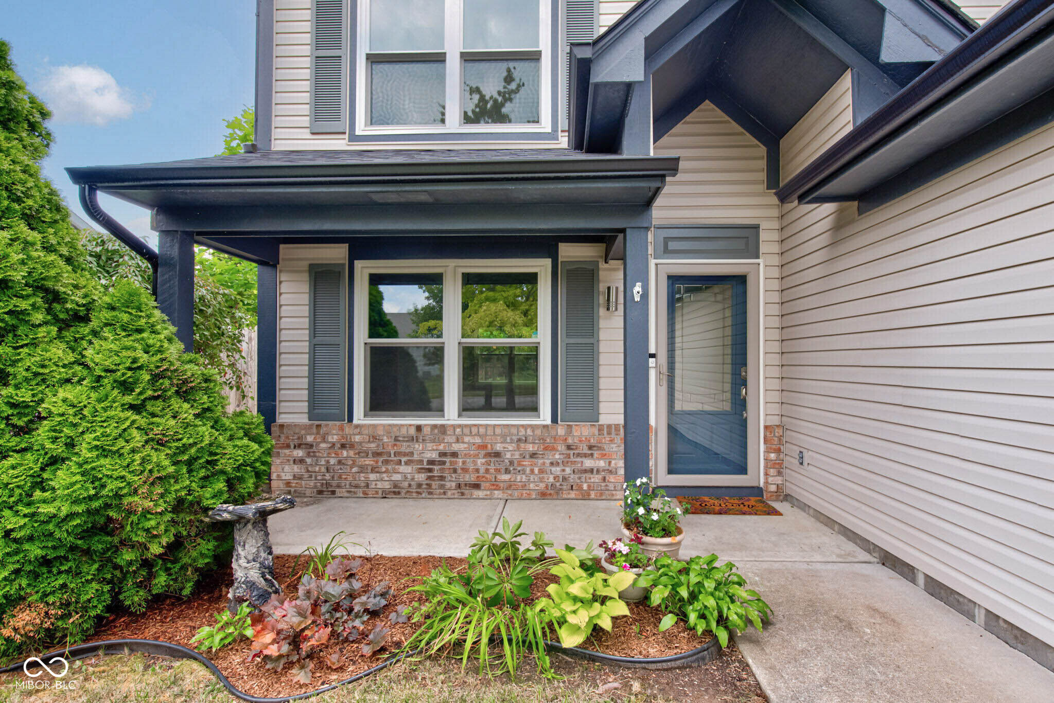 4859 Pineleigh Place