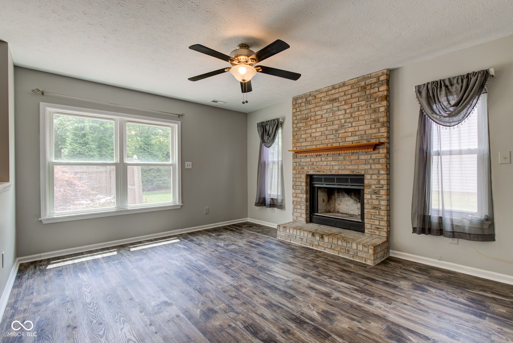 4859 Pineleigh Place