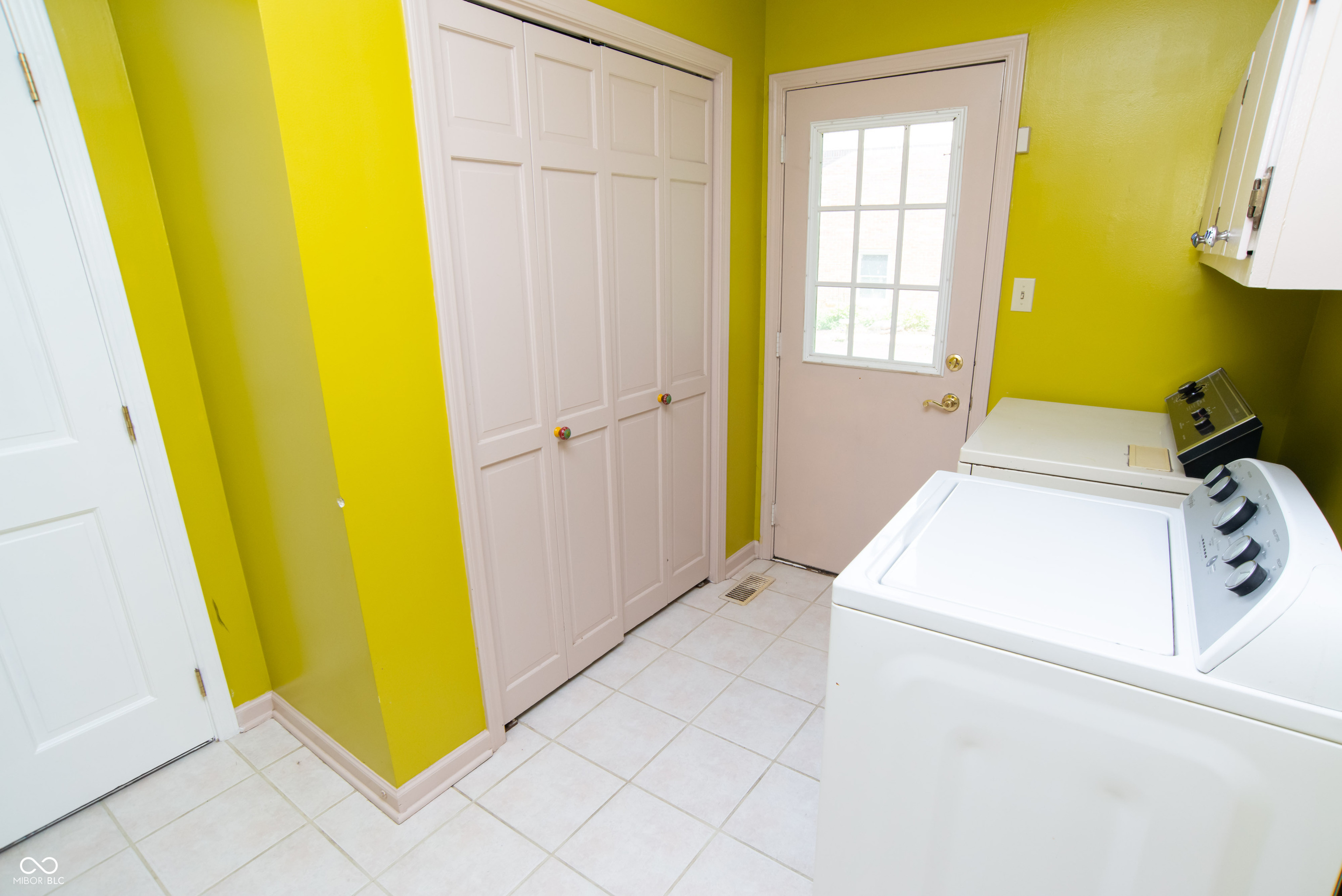 8841 Rocky Ridge Road