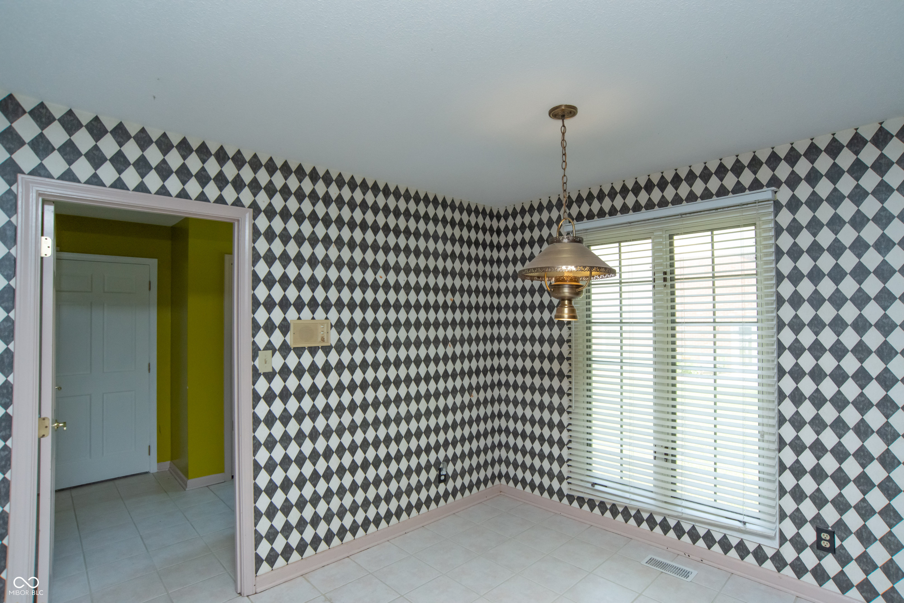 8841 Rocky Ridge Road