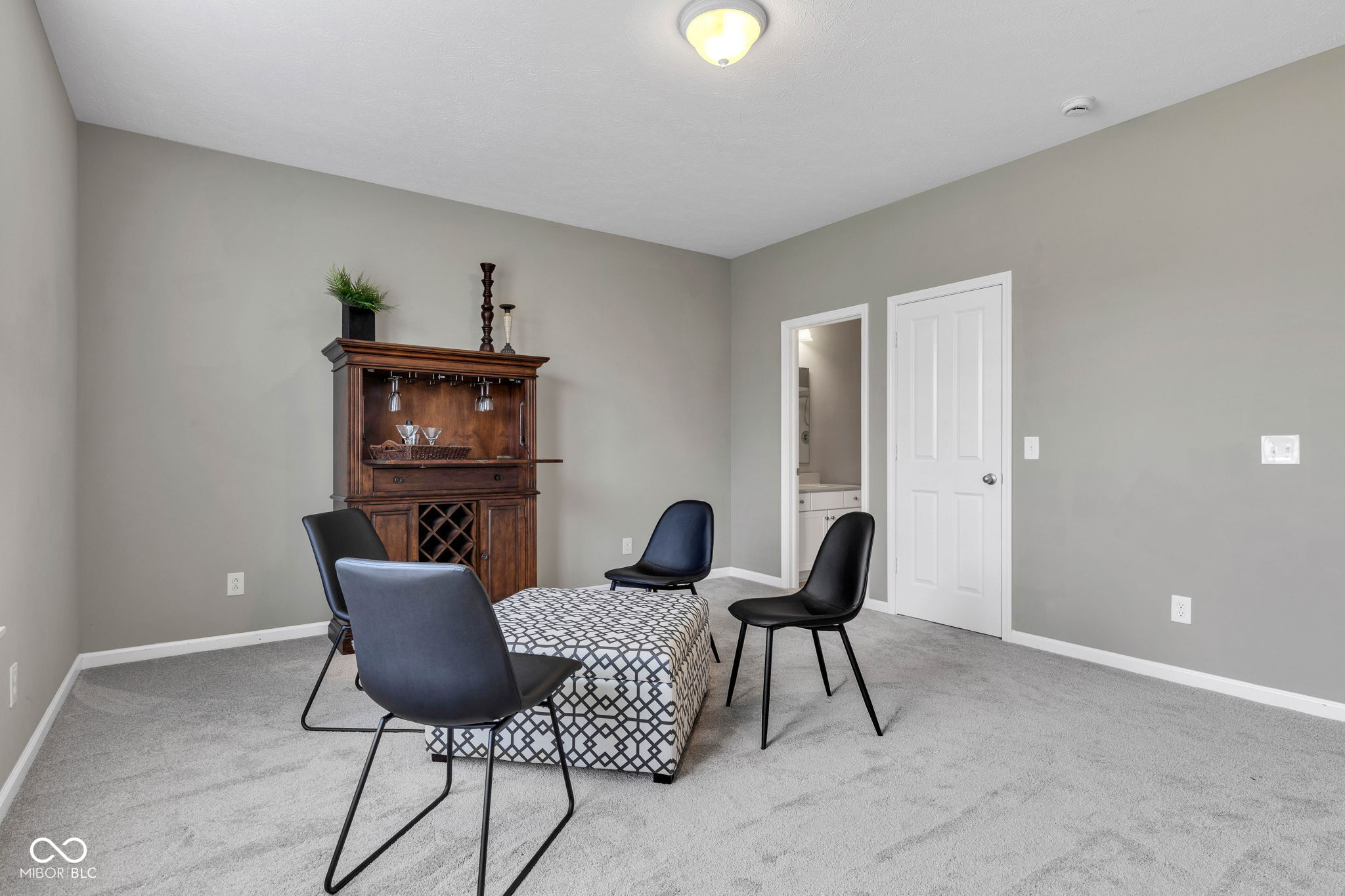 5792 Grevillea Lane