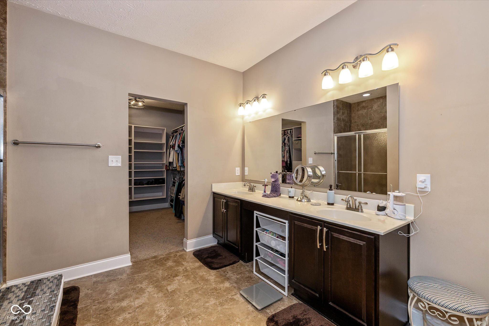 20956 Waters Edge Court