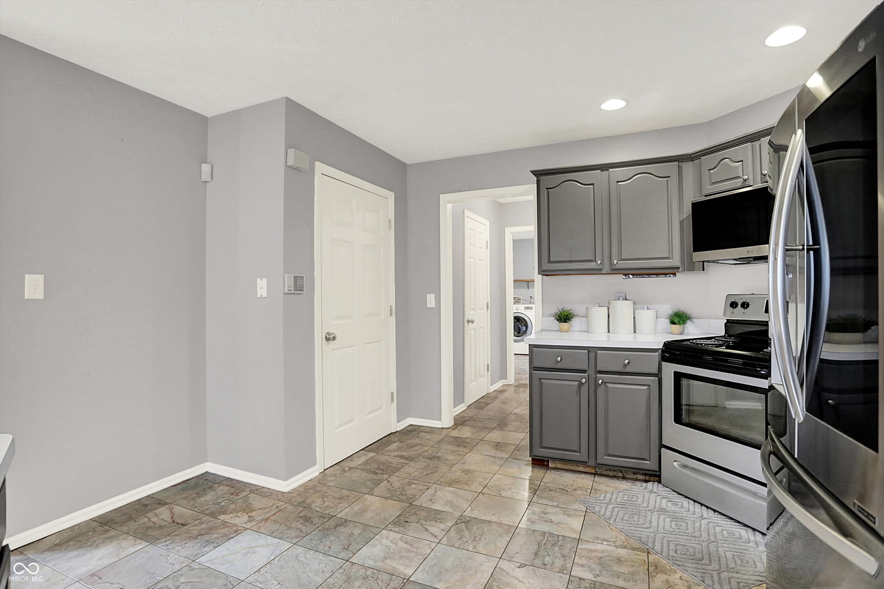 360 Abbedale Court