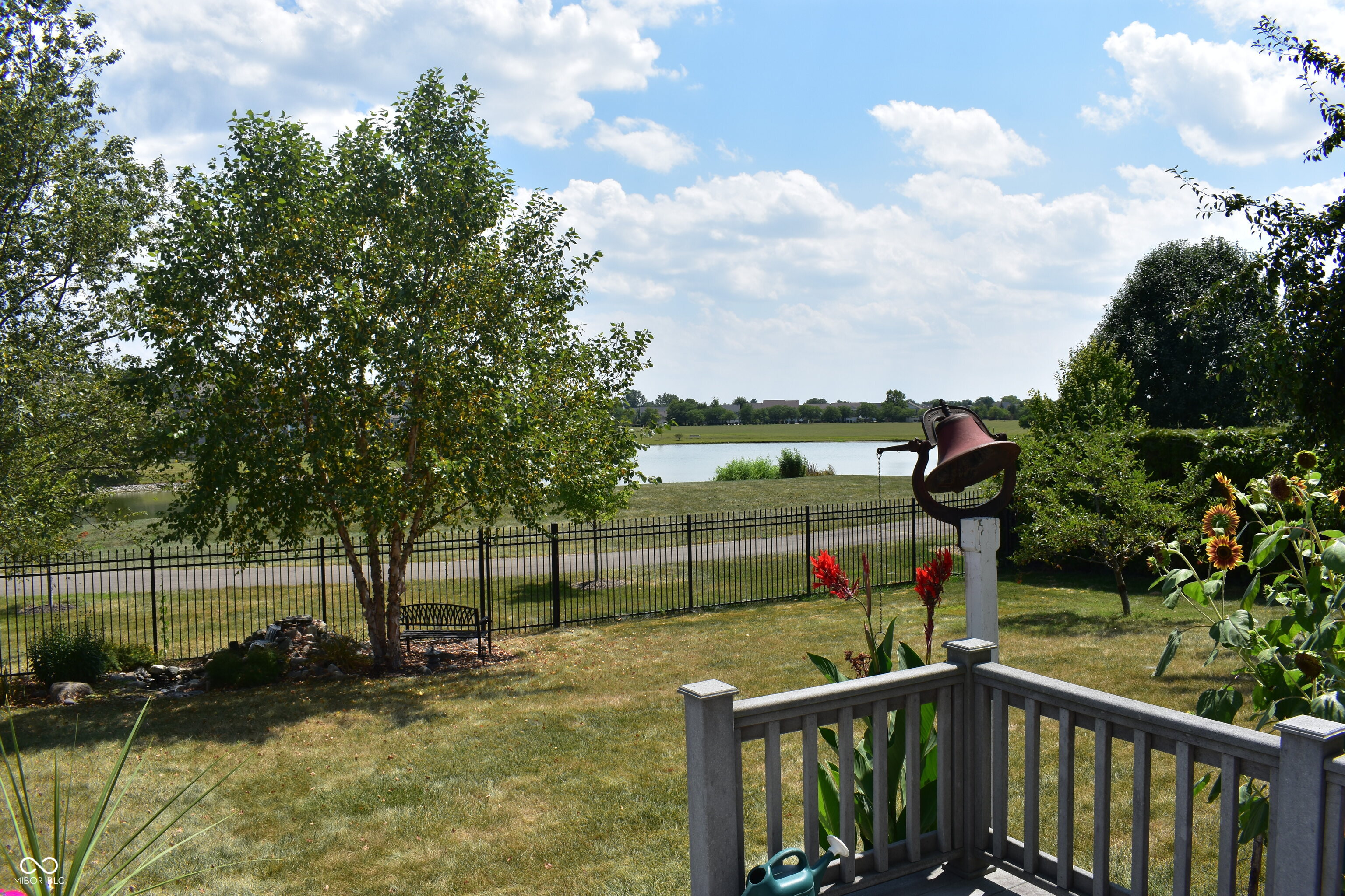 16665 Lakeville Crossing