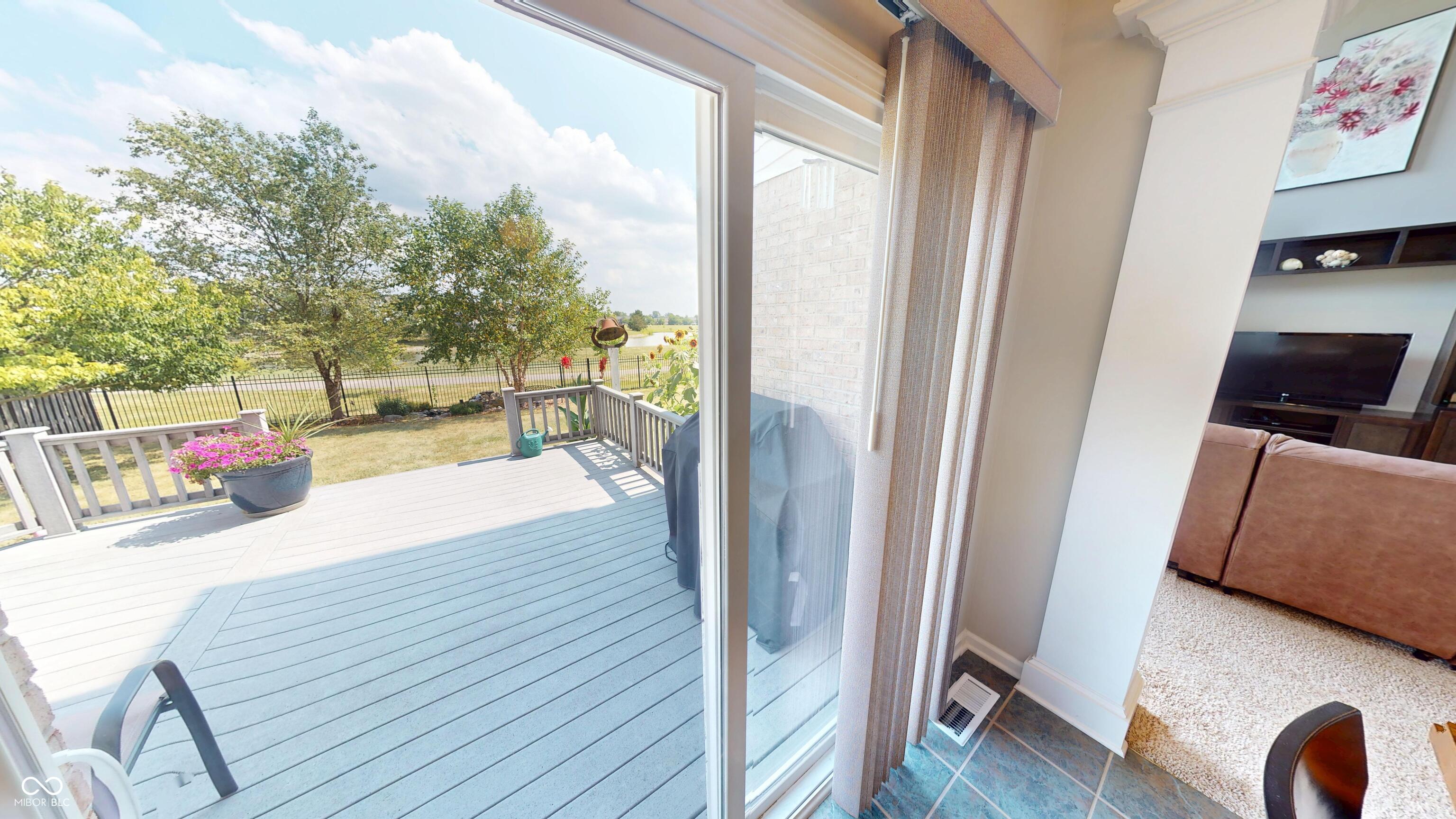 16665 Lakeville Crossing