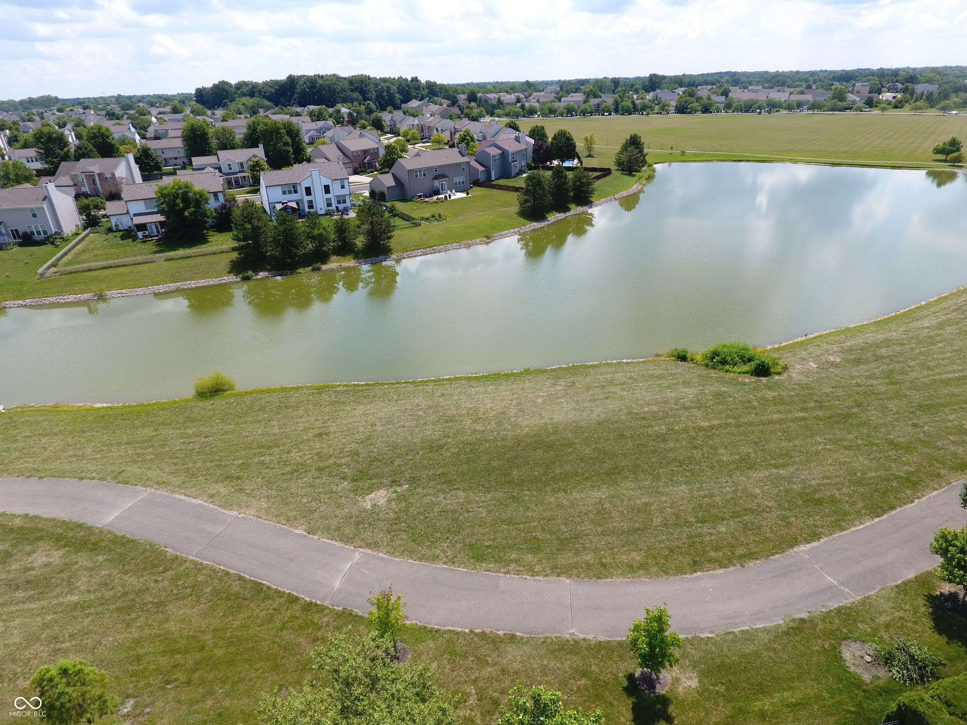 16665 Lakeville Crossing