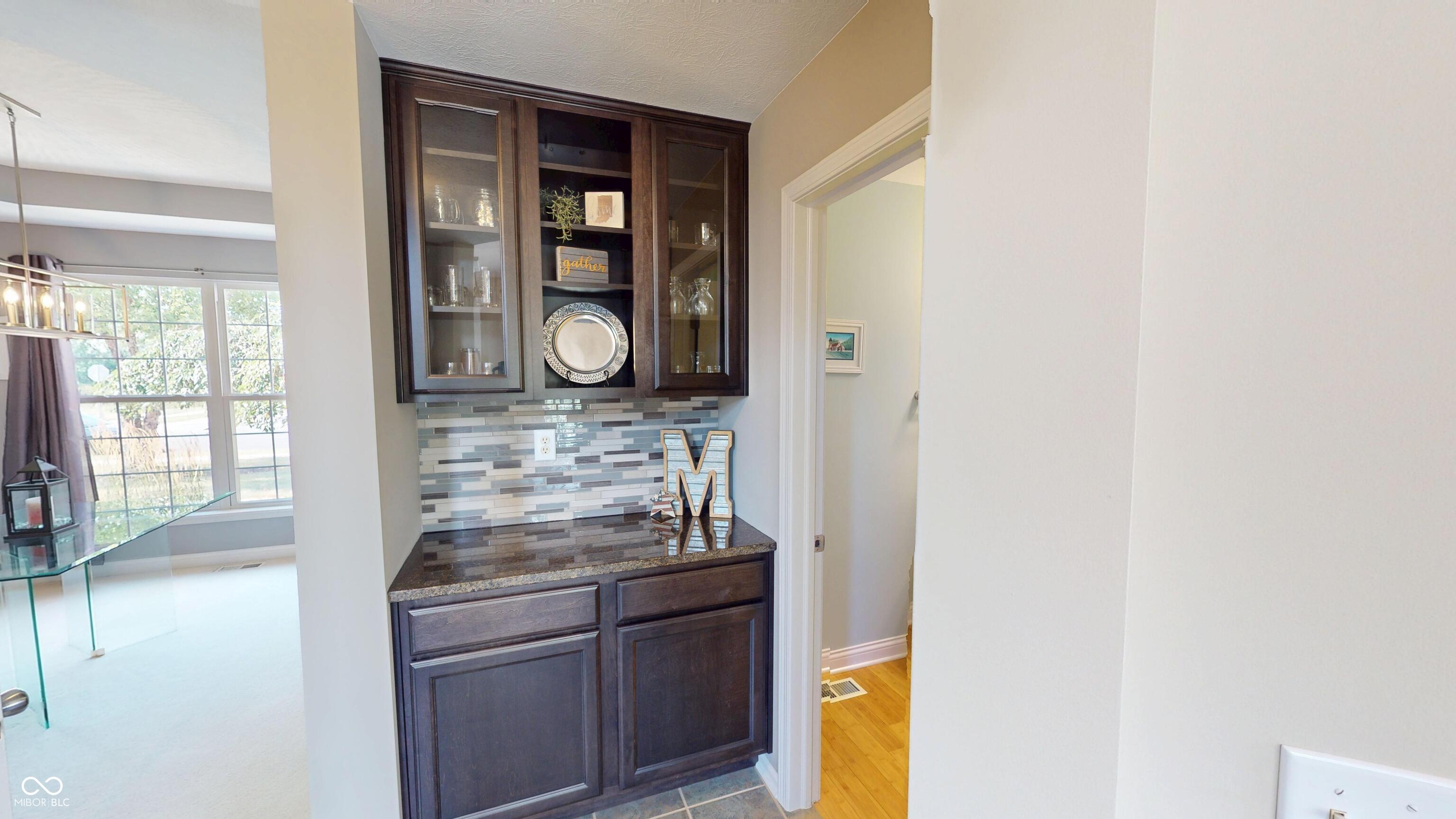 16665 Lakeville Crossing