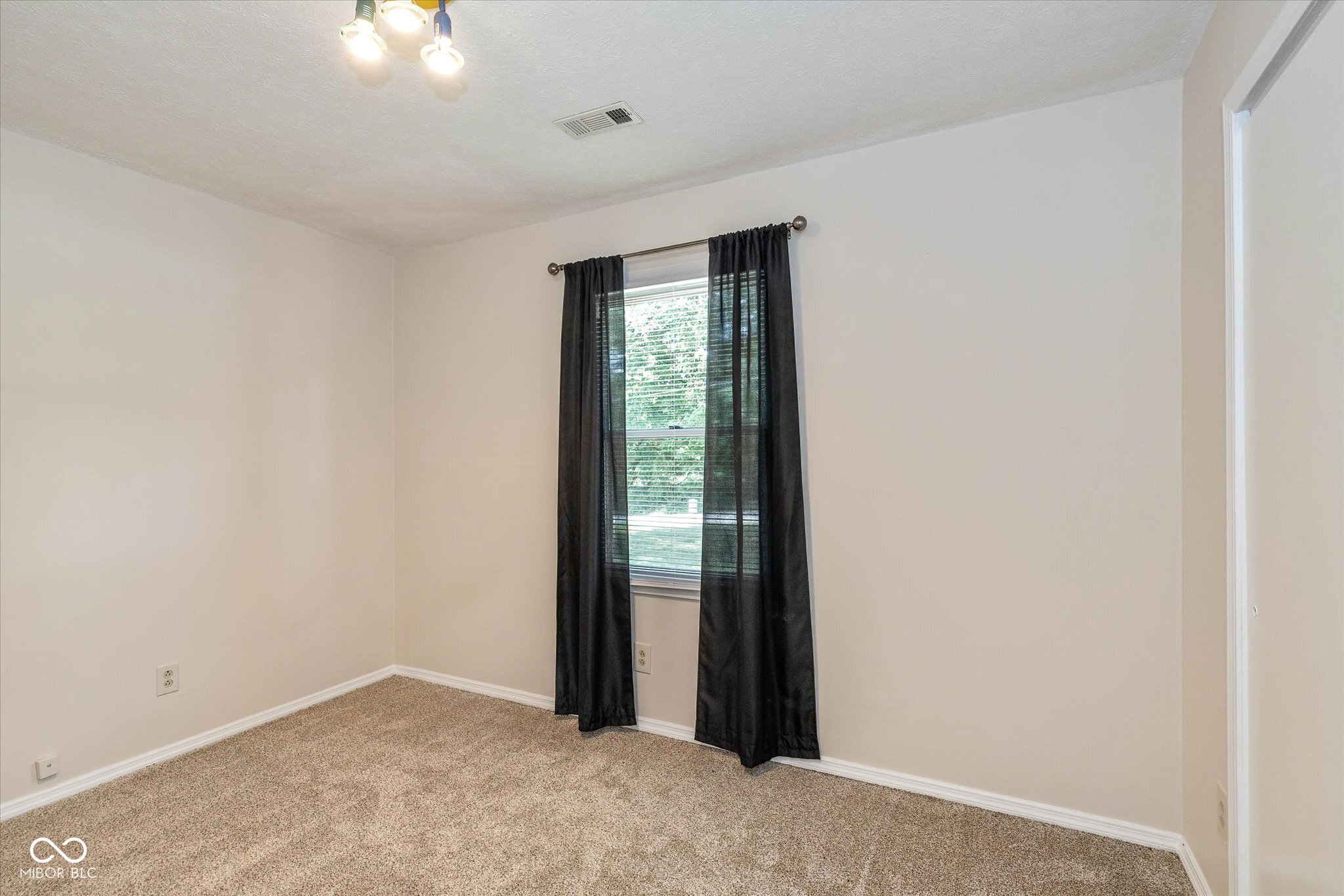 1401 W Dittemore Road