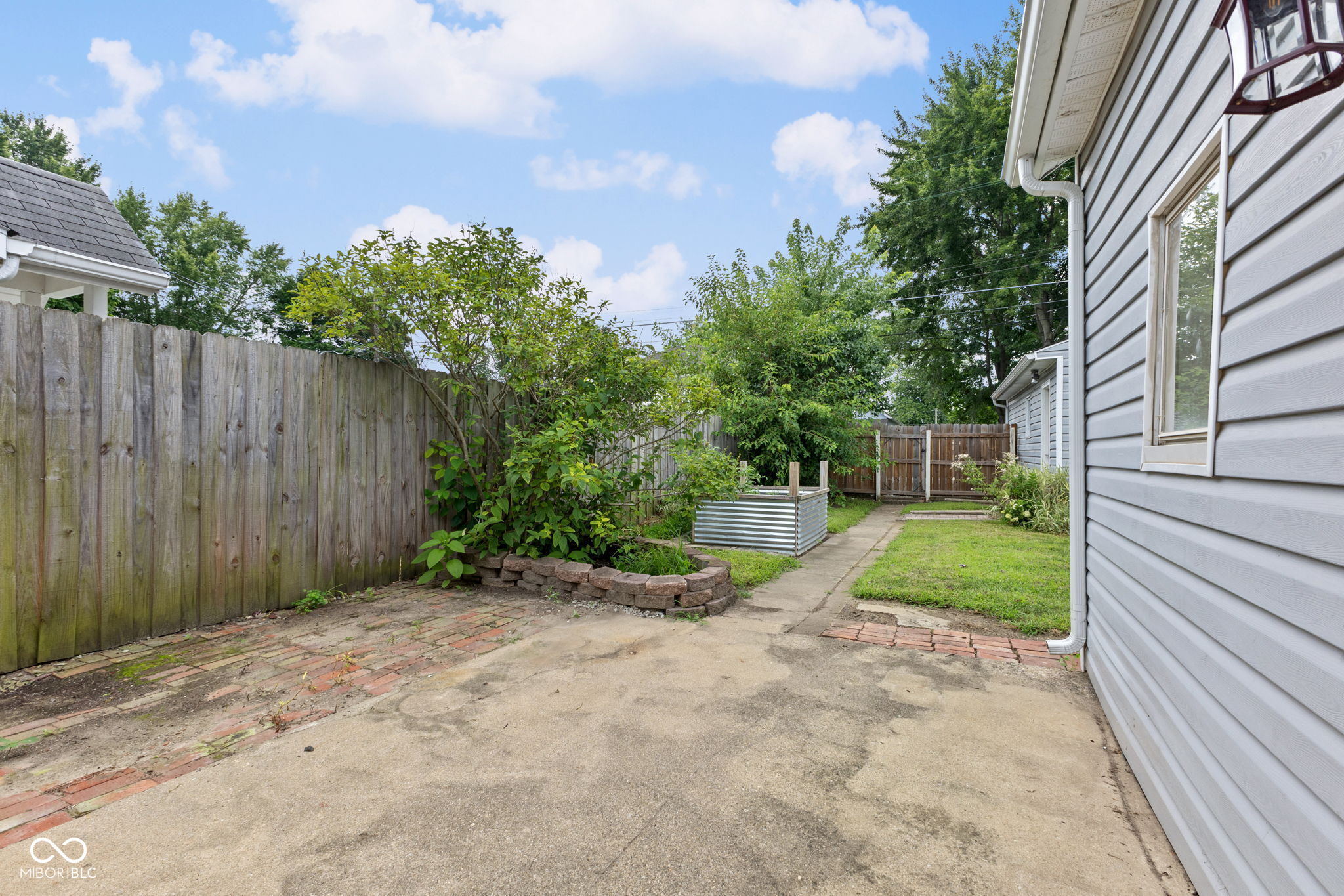 143 N East Street