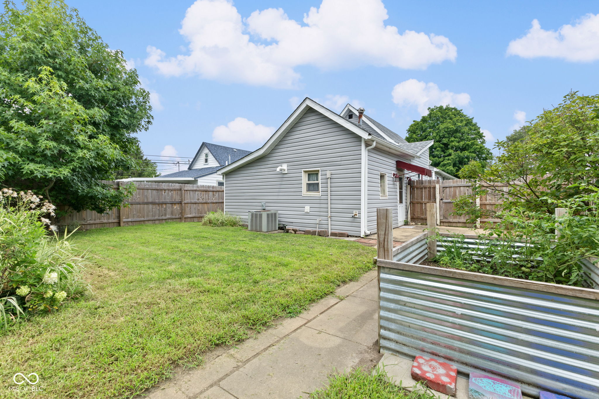 143 N East Street