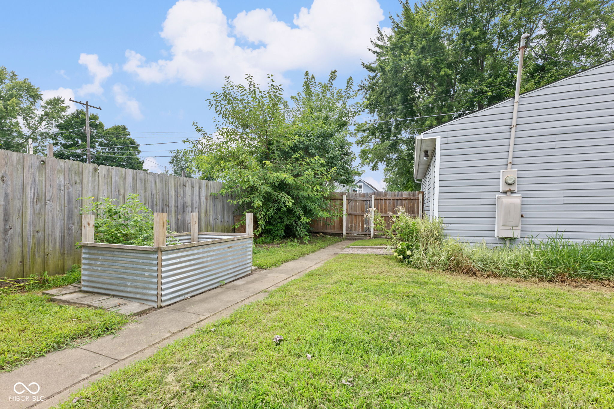 143 N East Street
