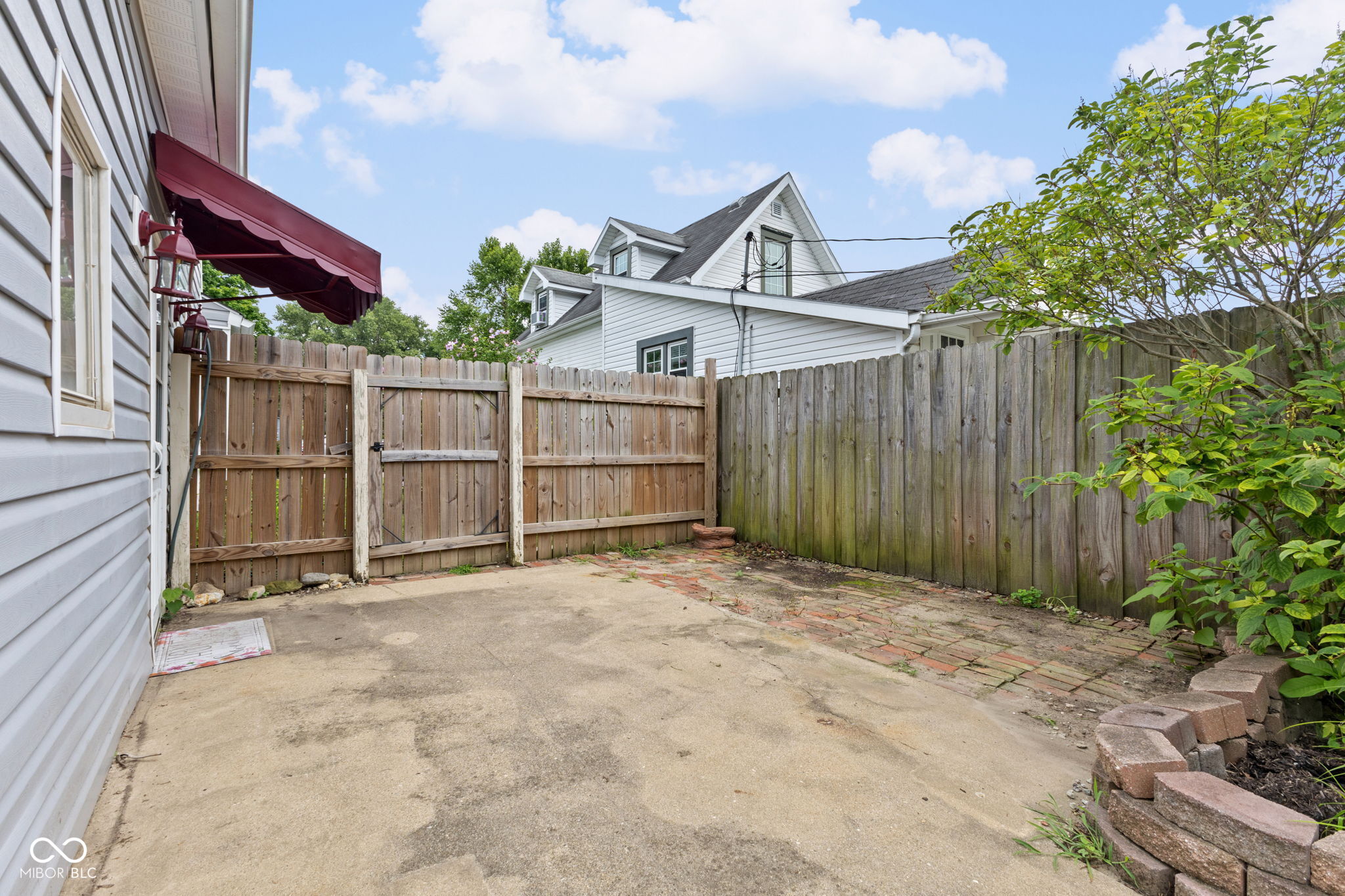143 N East Street