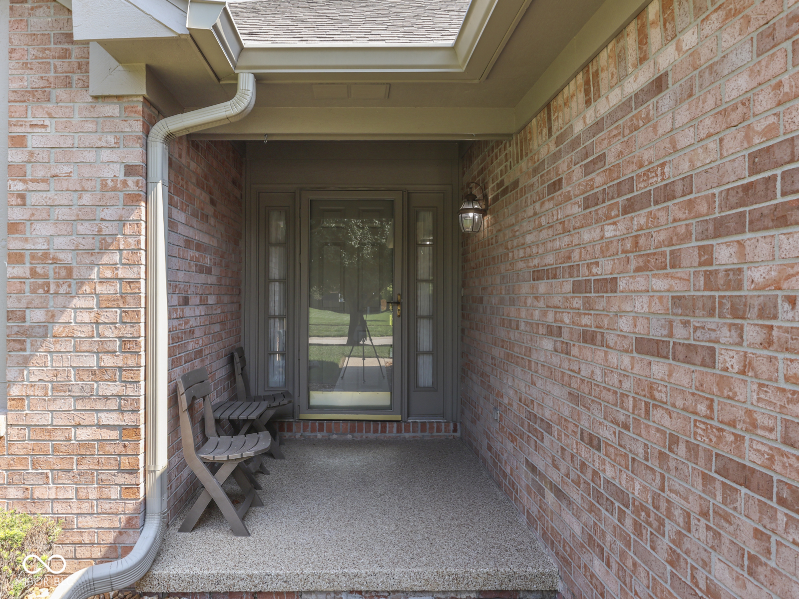 825 Bayside Drive