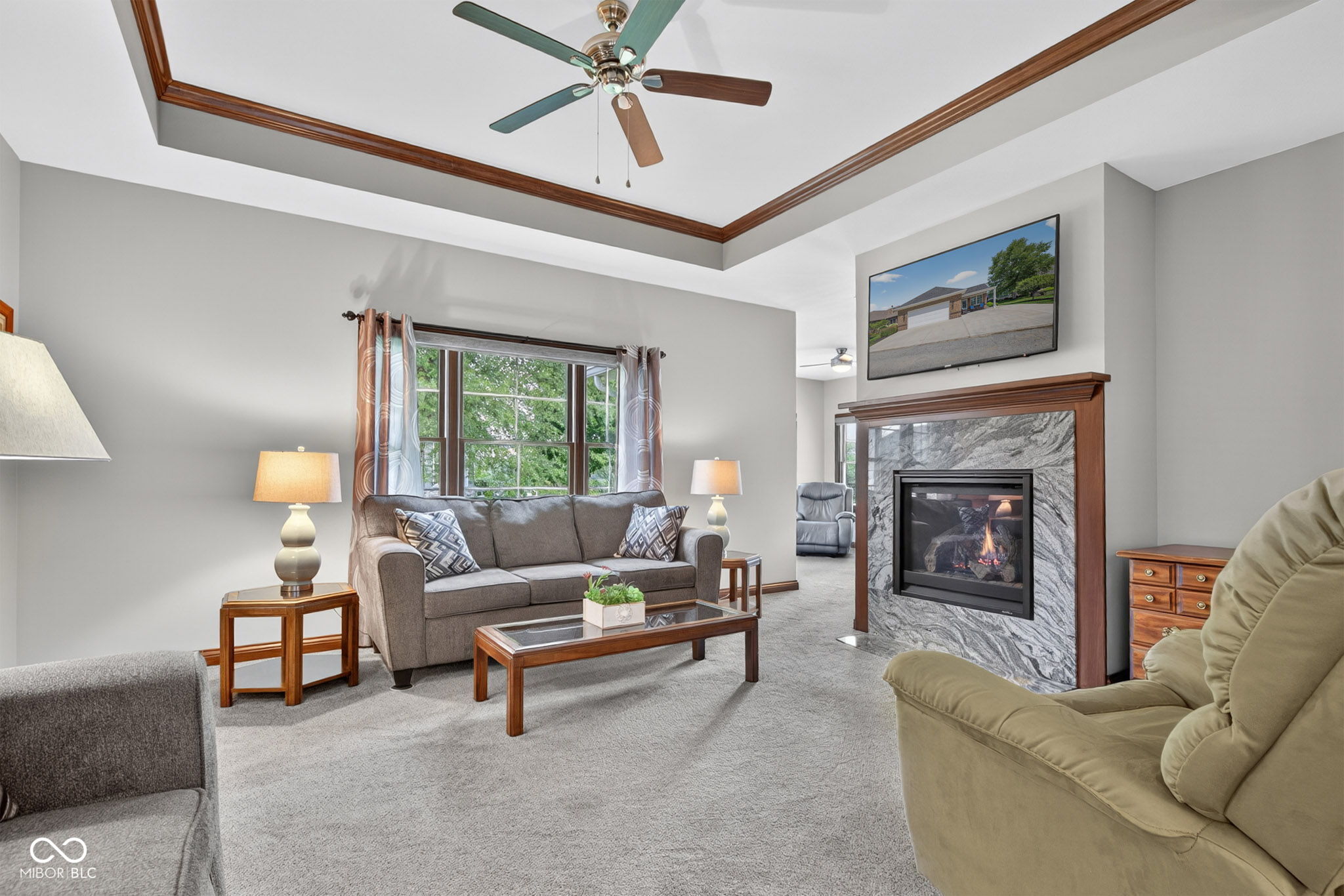 715 Willow