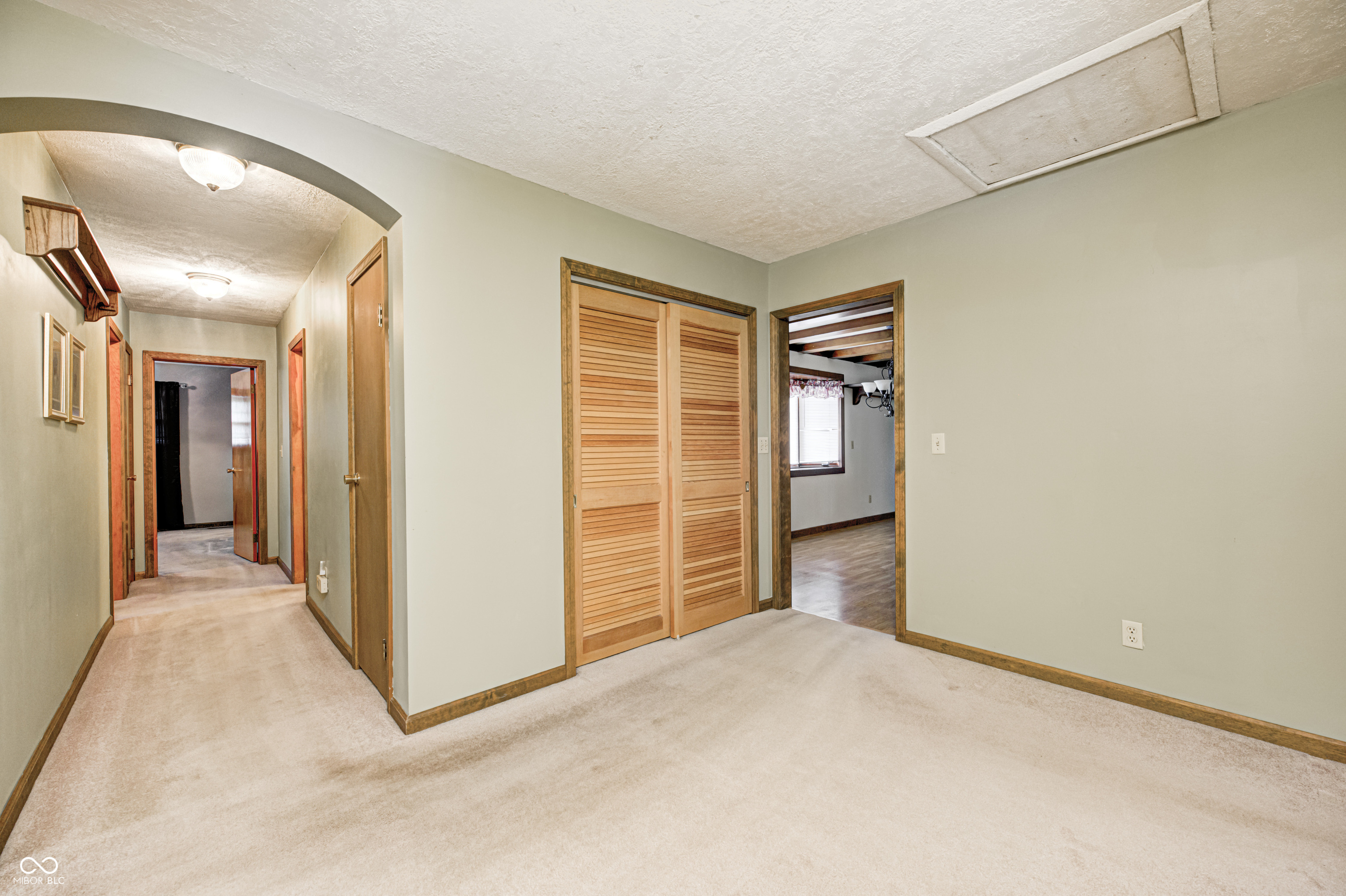 417 N 300 W
