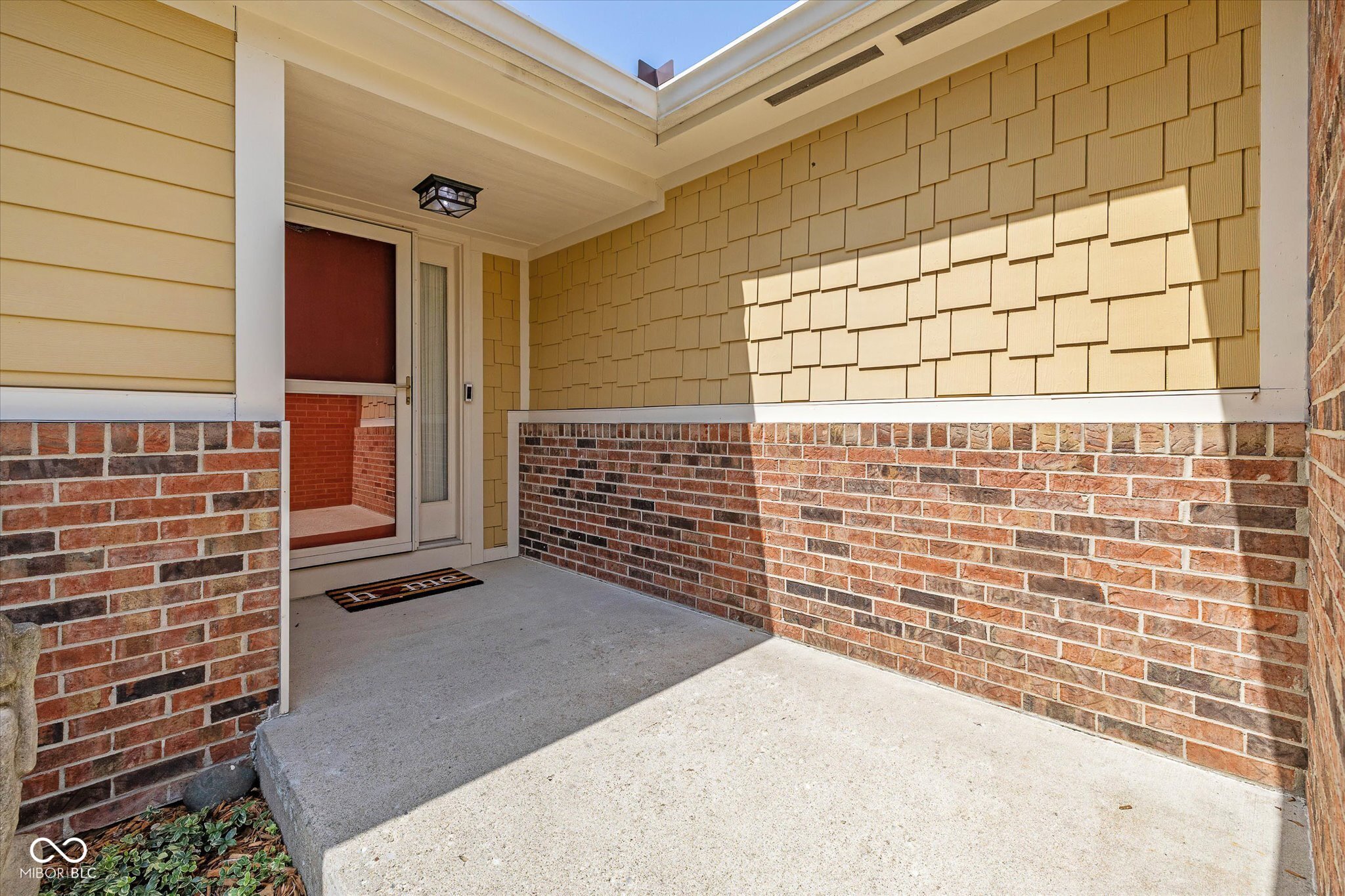 7813 Ashton Lane