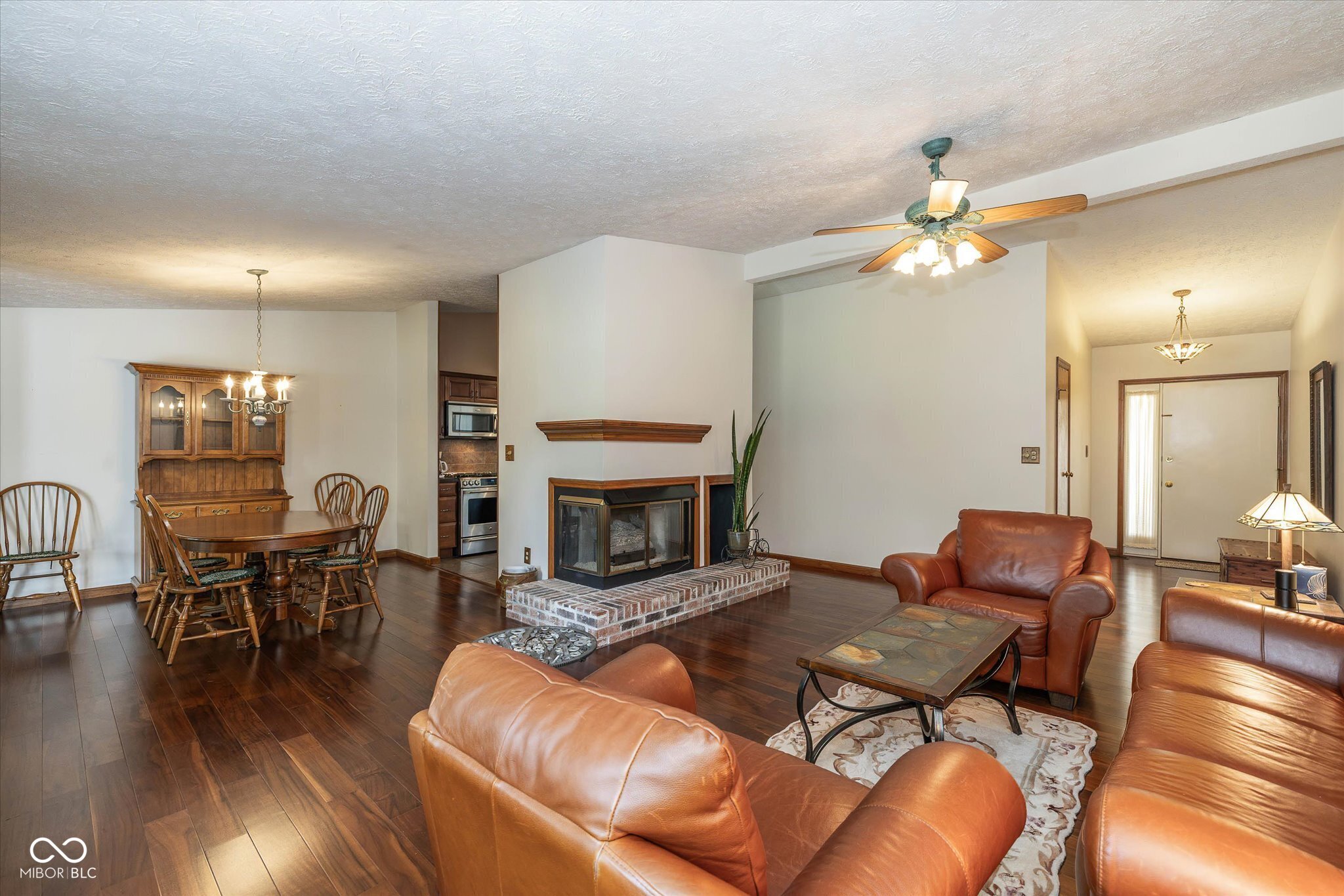 7813 Ashton Lane