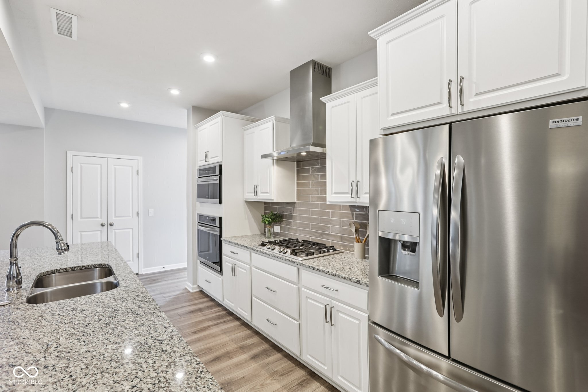 17387 Dovehouse Lane