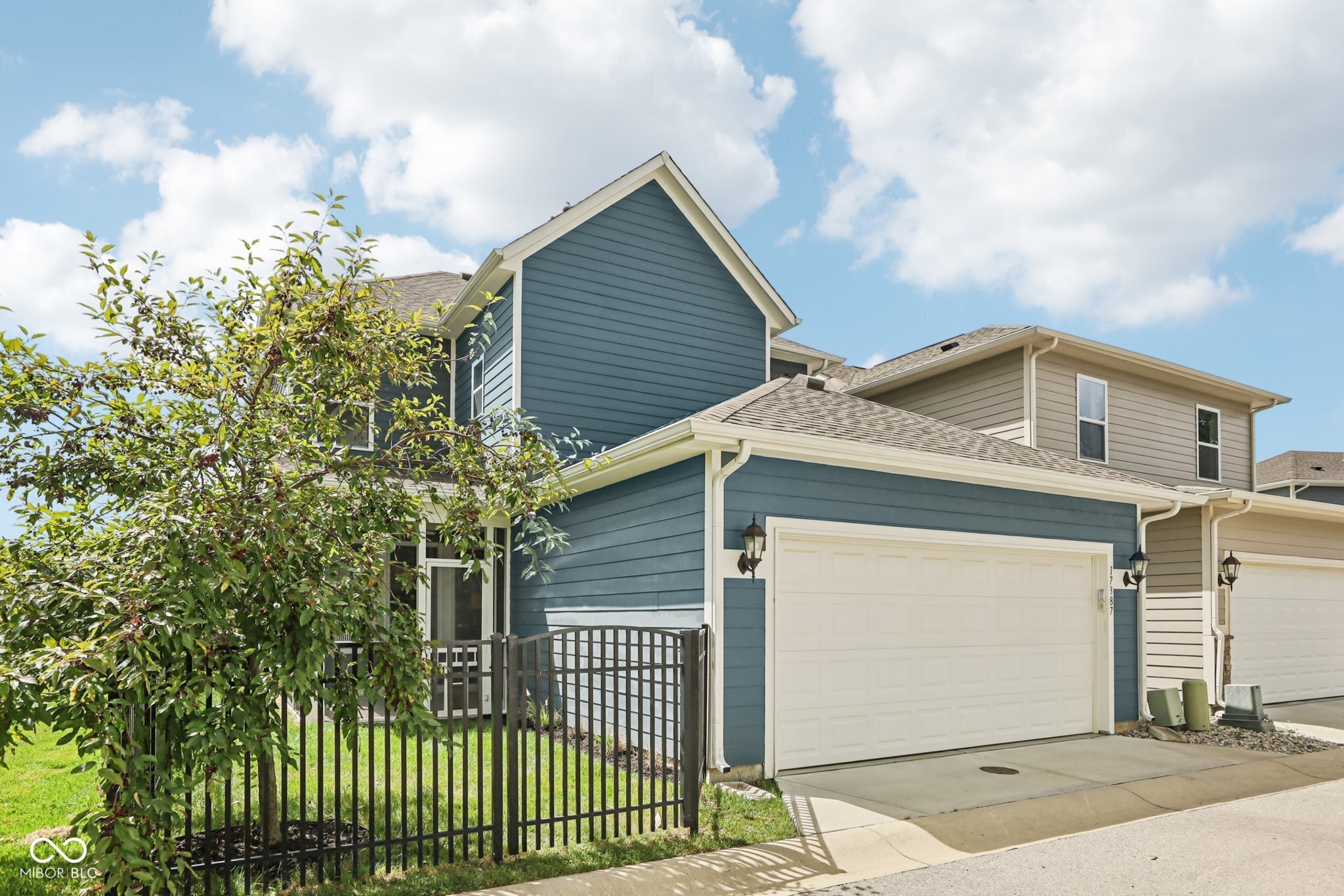 17387 Dovehouse Lane