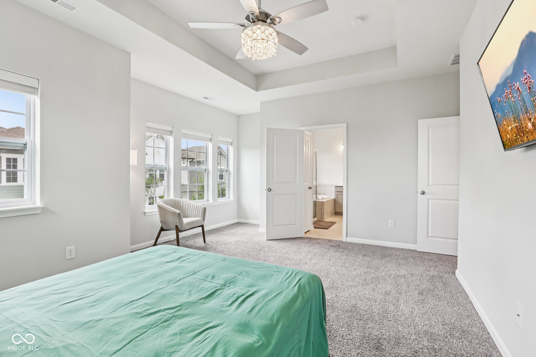 17387 Dovehouse Lane