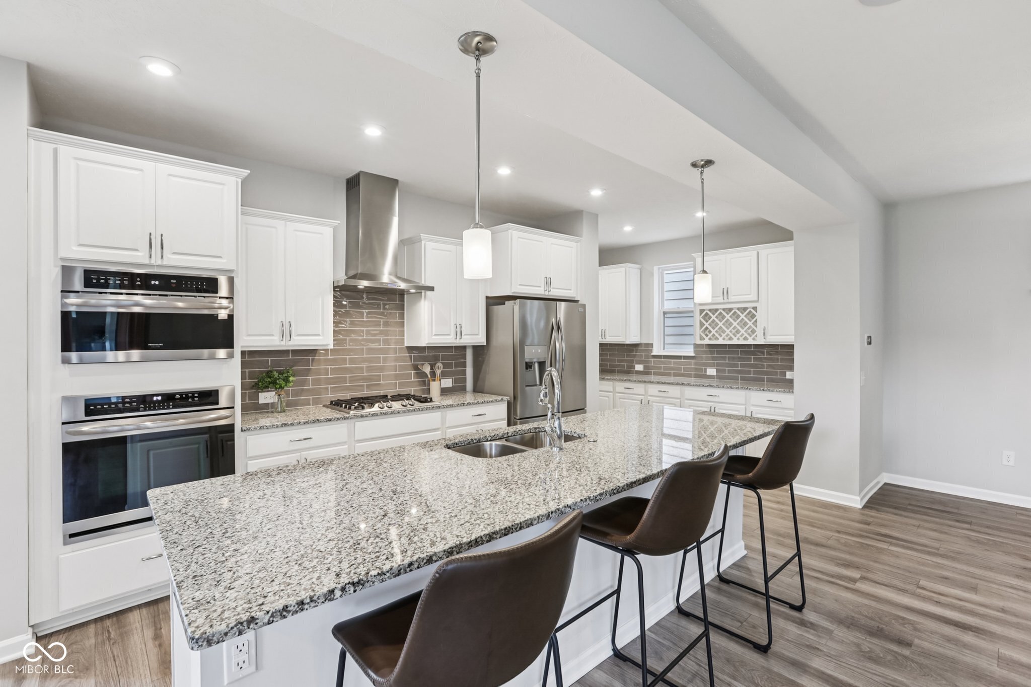 17387 Dovehouse Lane