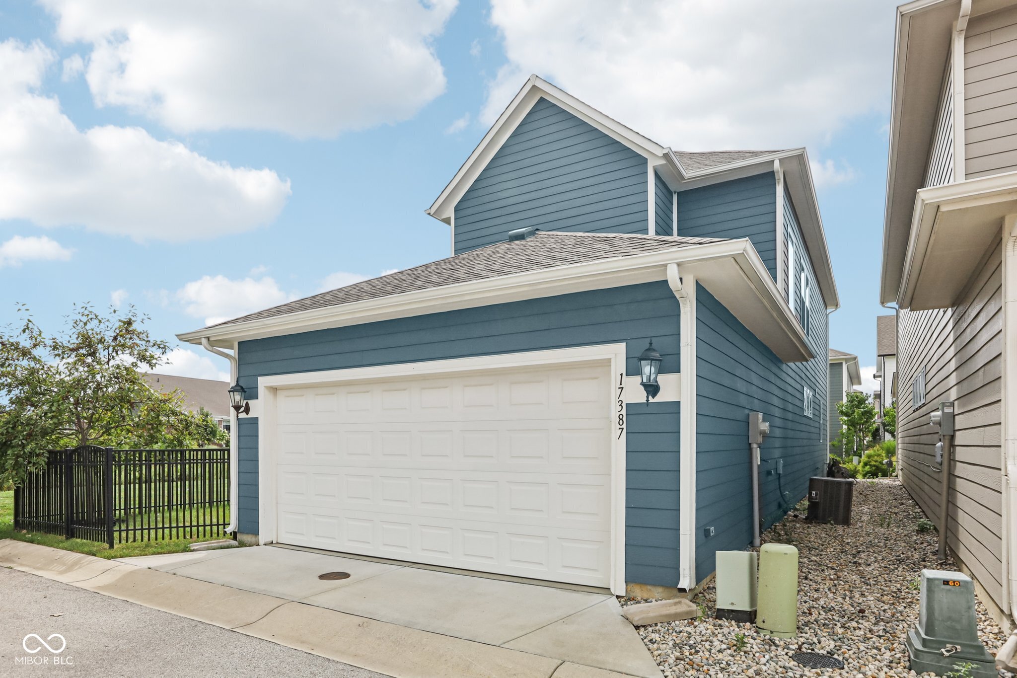 17387 Dovehouse Lane