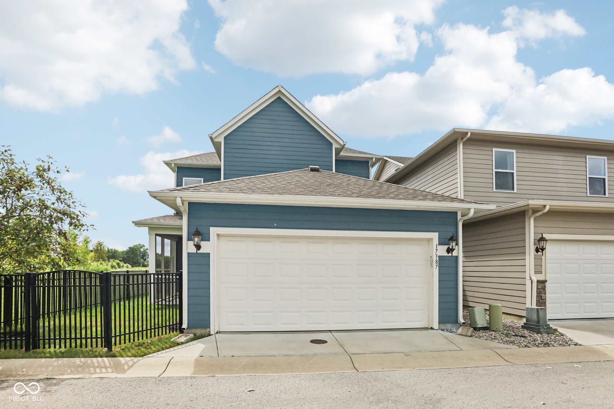 17387 Dovehouse Lane