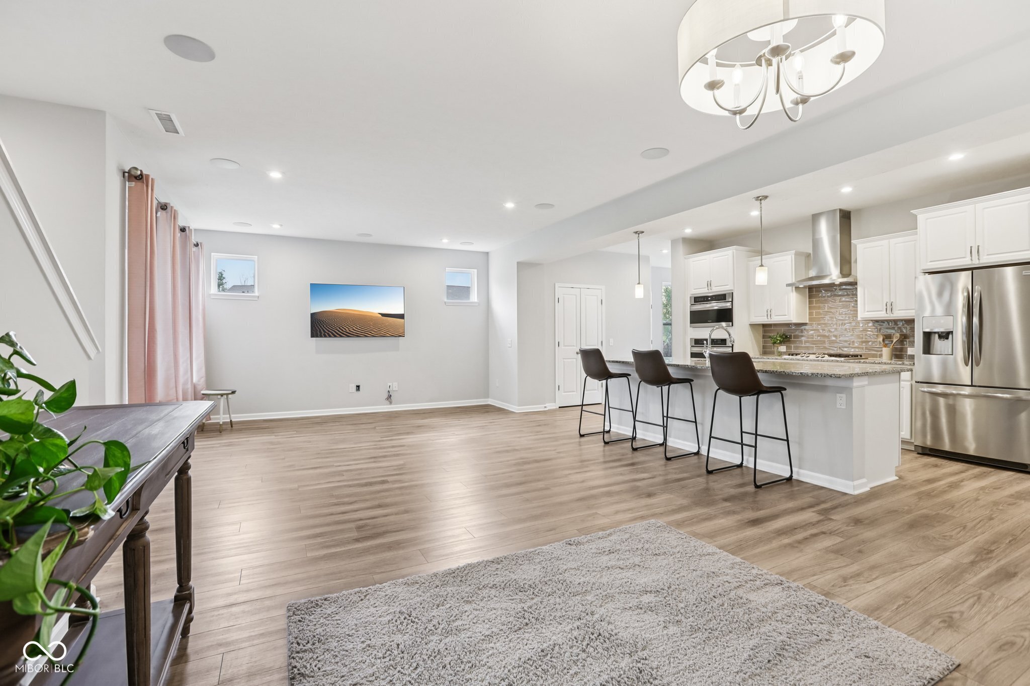 17387 Dovehouse Lane