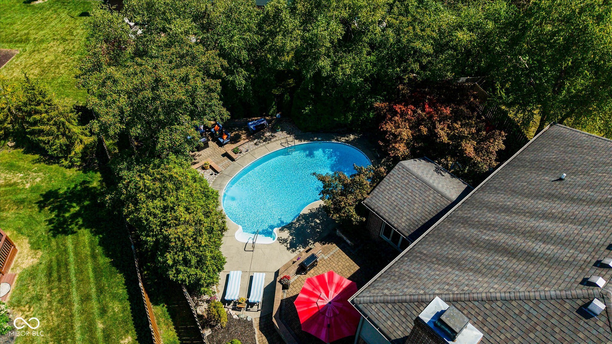 5522 White Hall Way