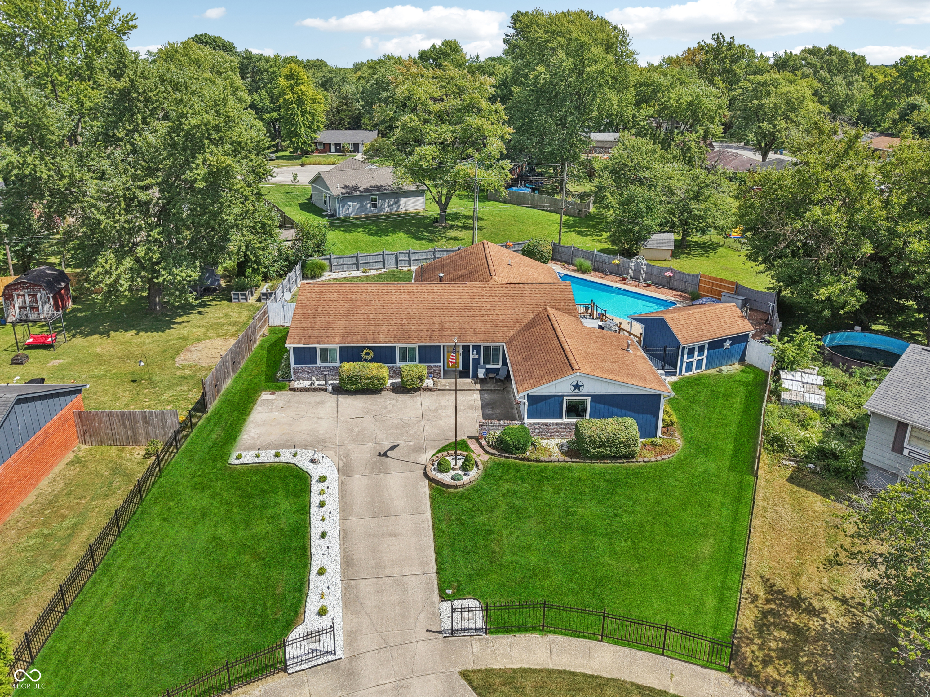 1903 Schwier Court
