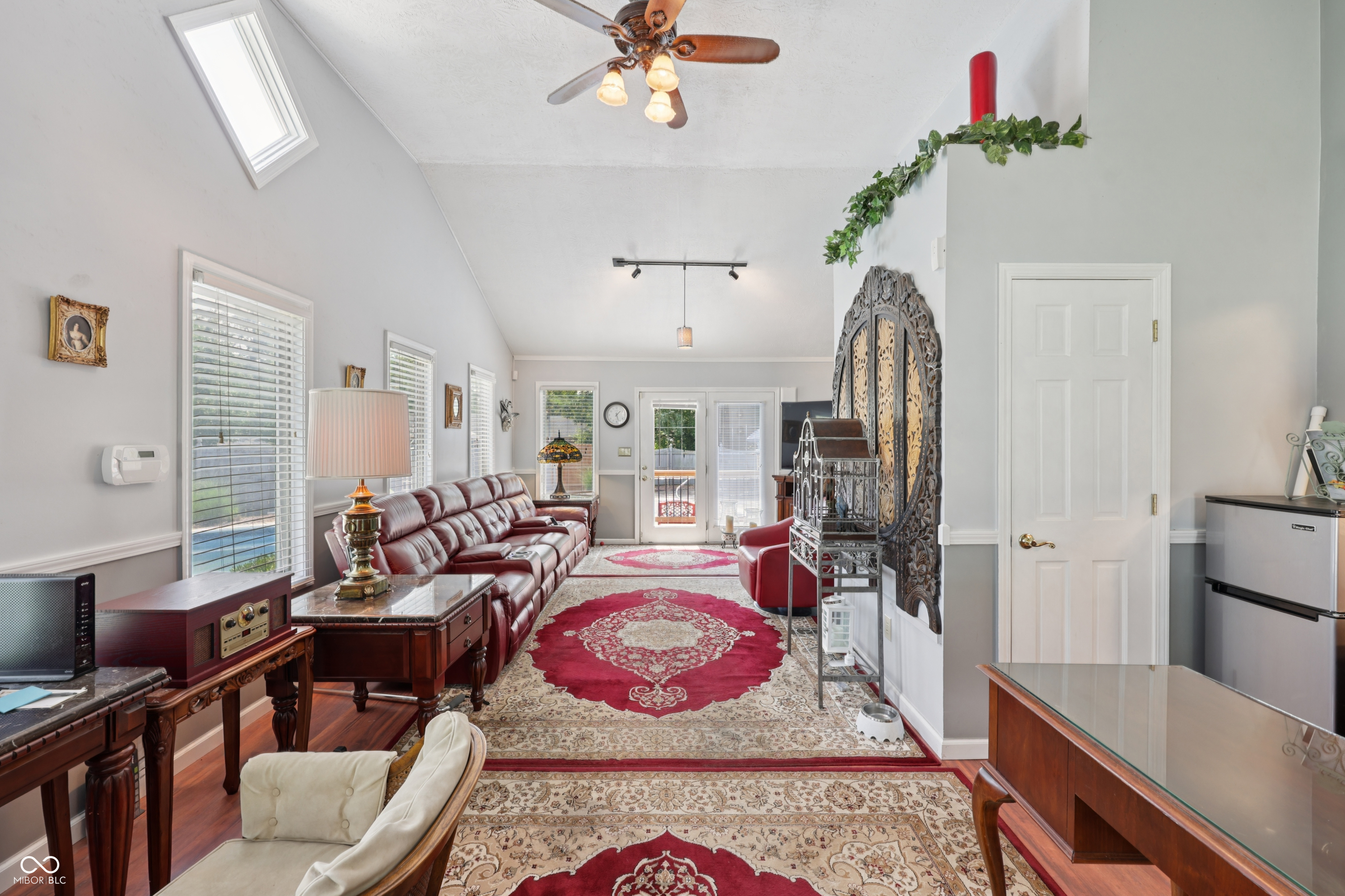 1903 Schwier Court