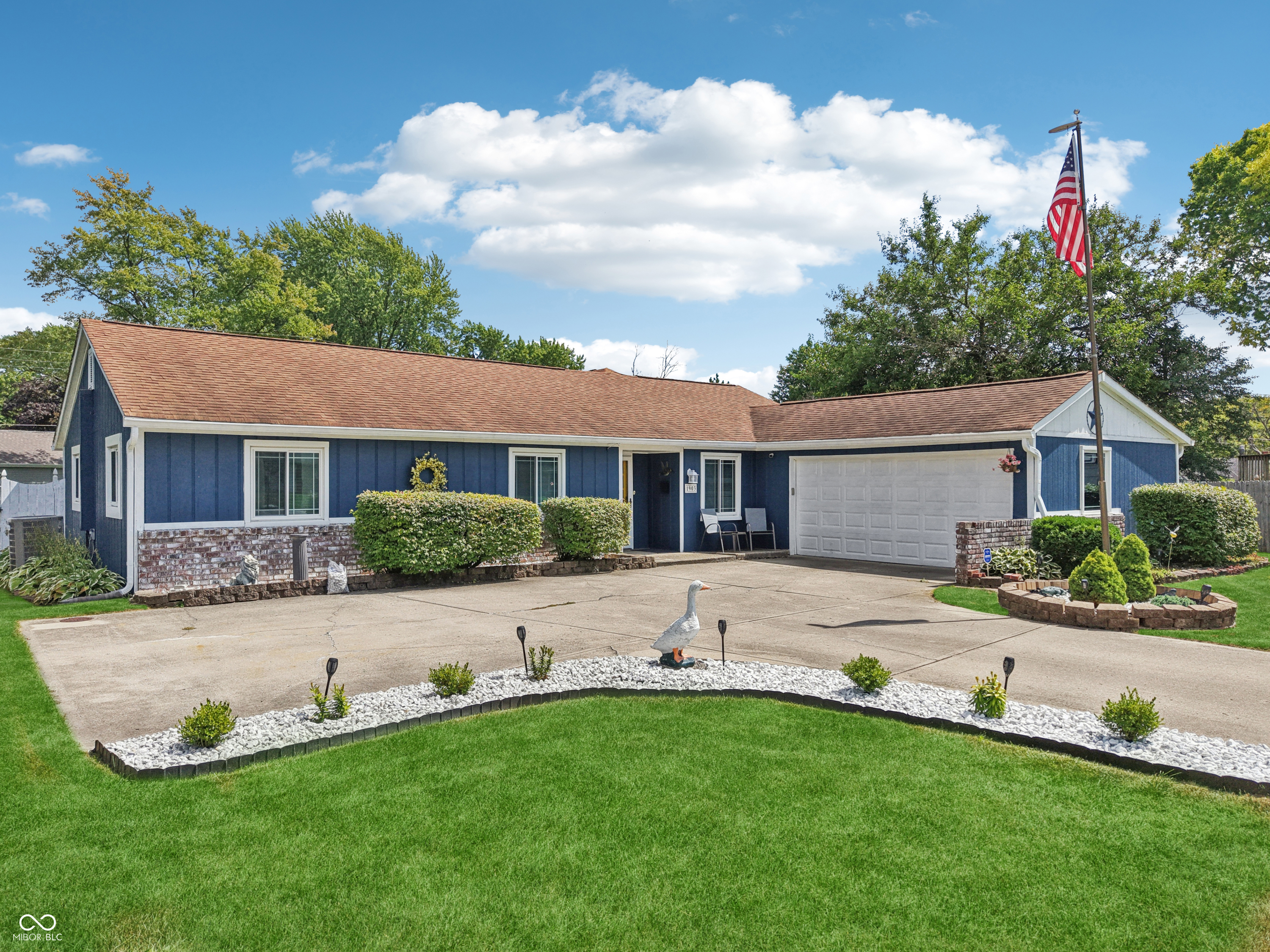 1903 Schwier Court