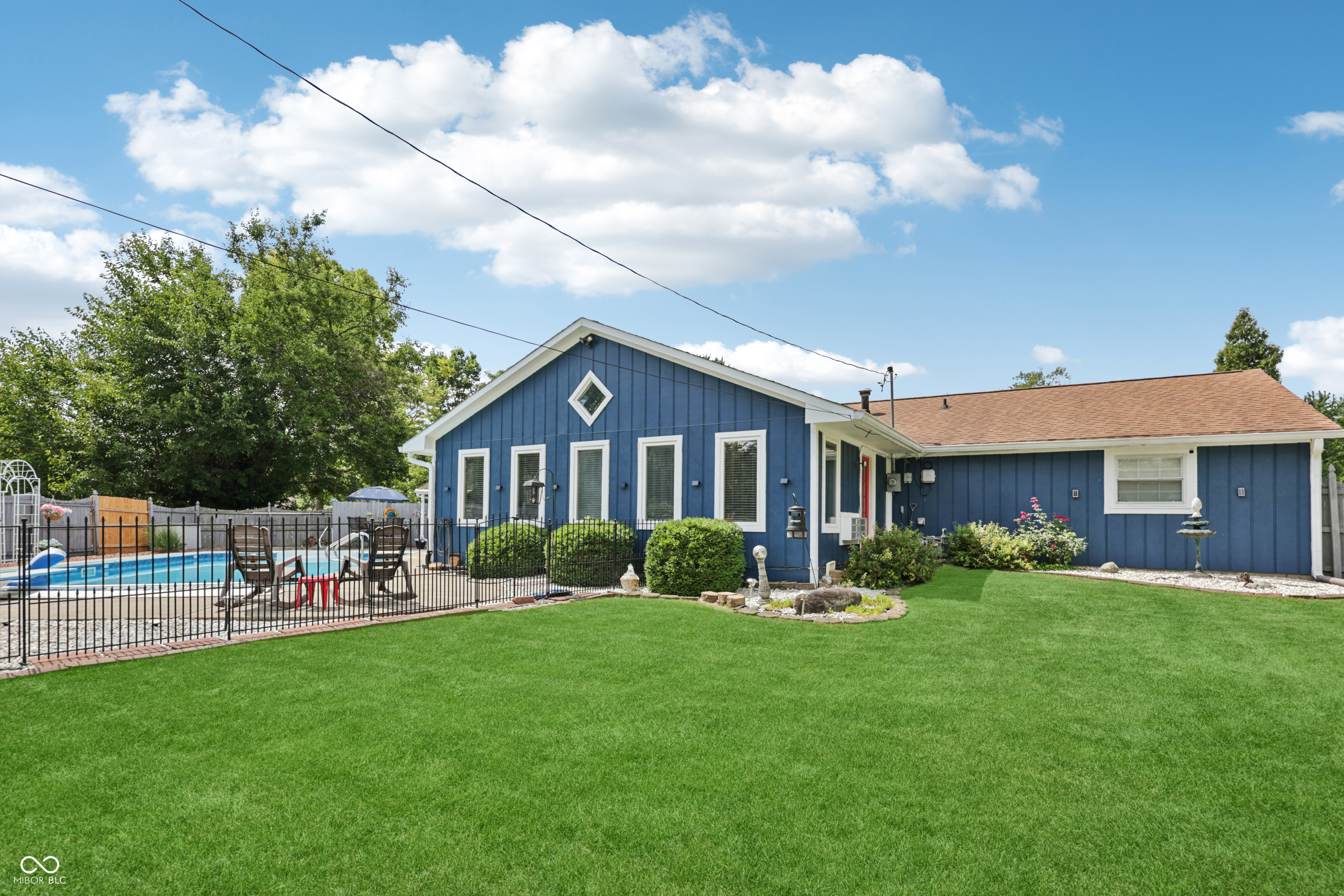 1903 Schwier Court