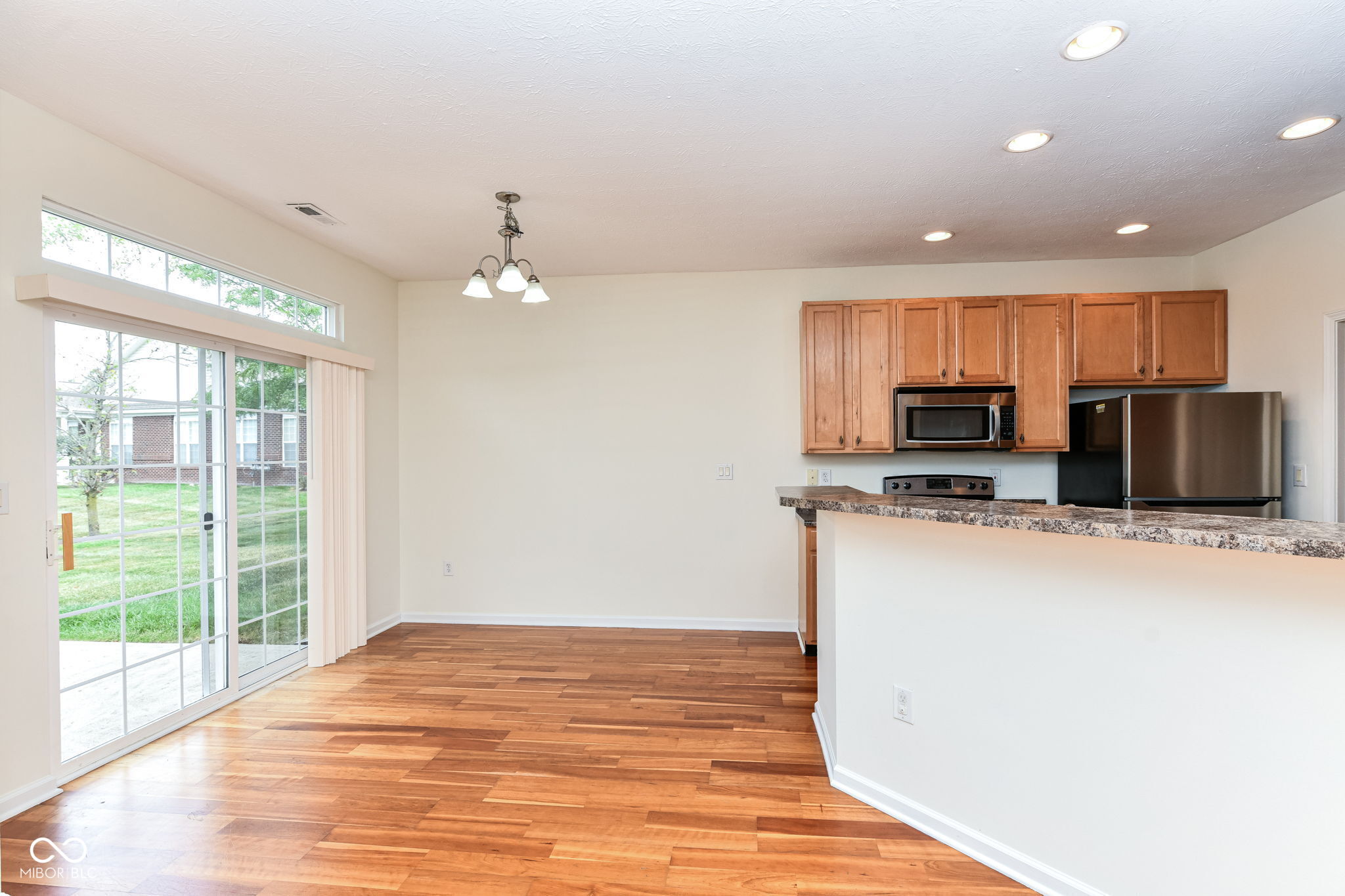 4012 Weston Pointe Drive