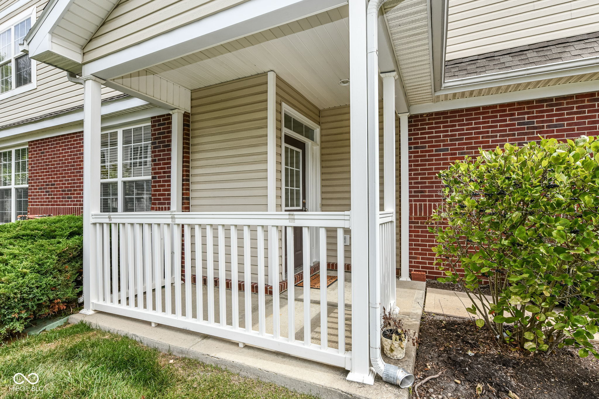 4012 Weston Pointe Drive