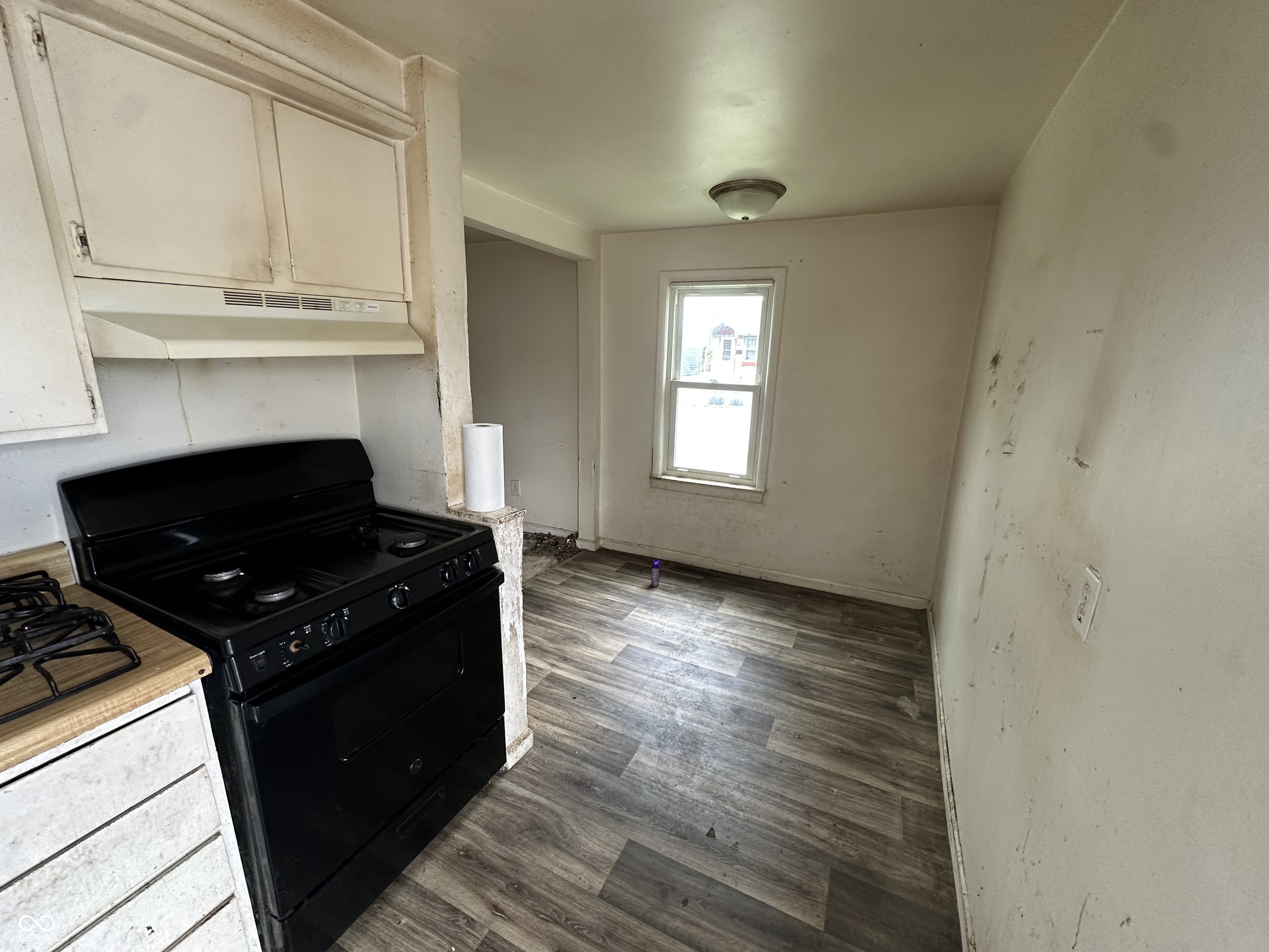 329 E 31st Street
