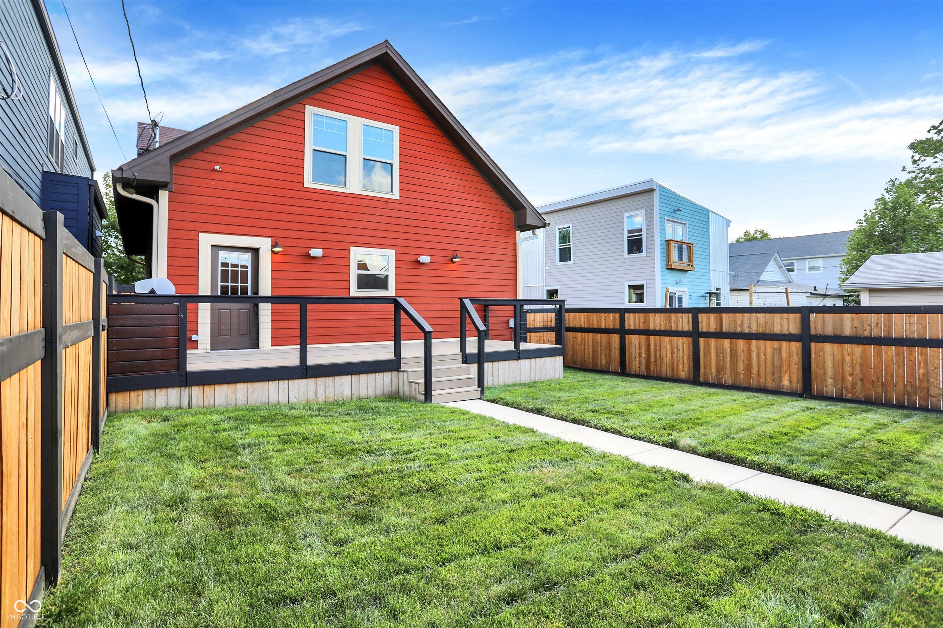 824 E Minnesota Street