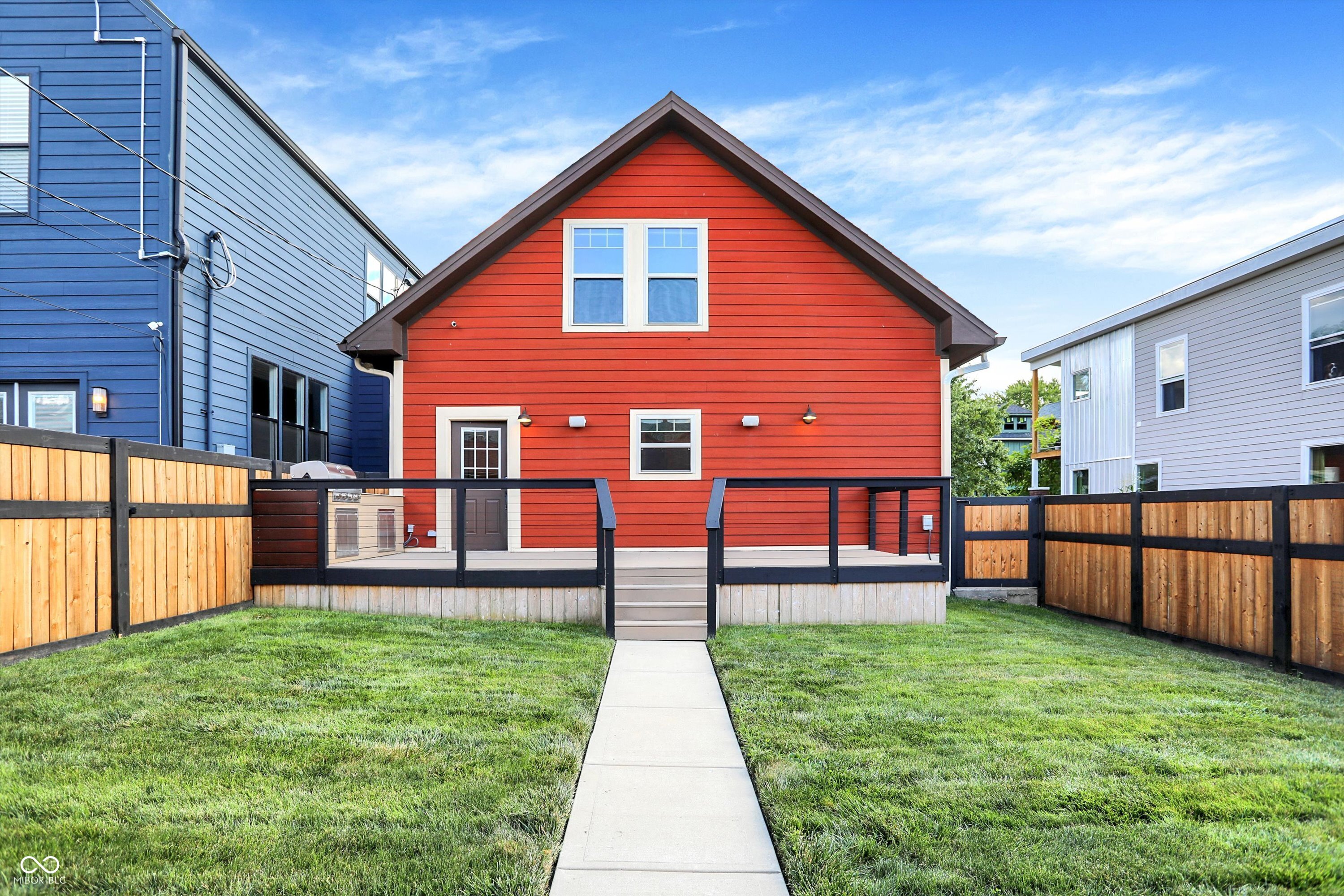824 E Minnesota Street