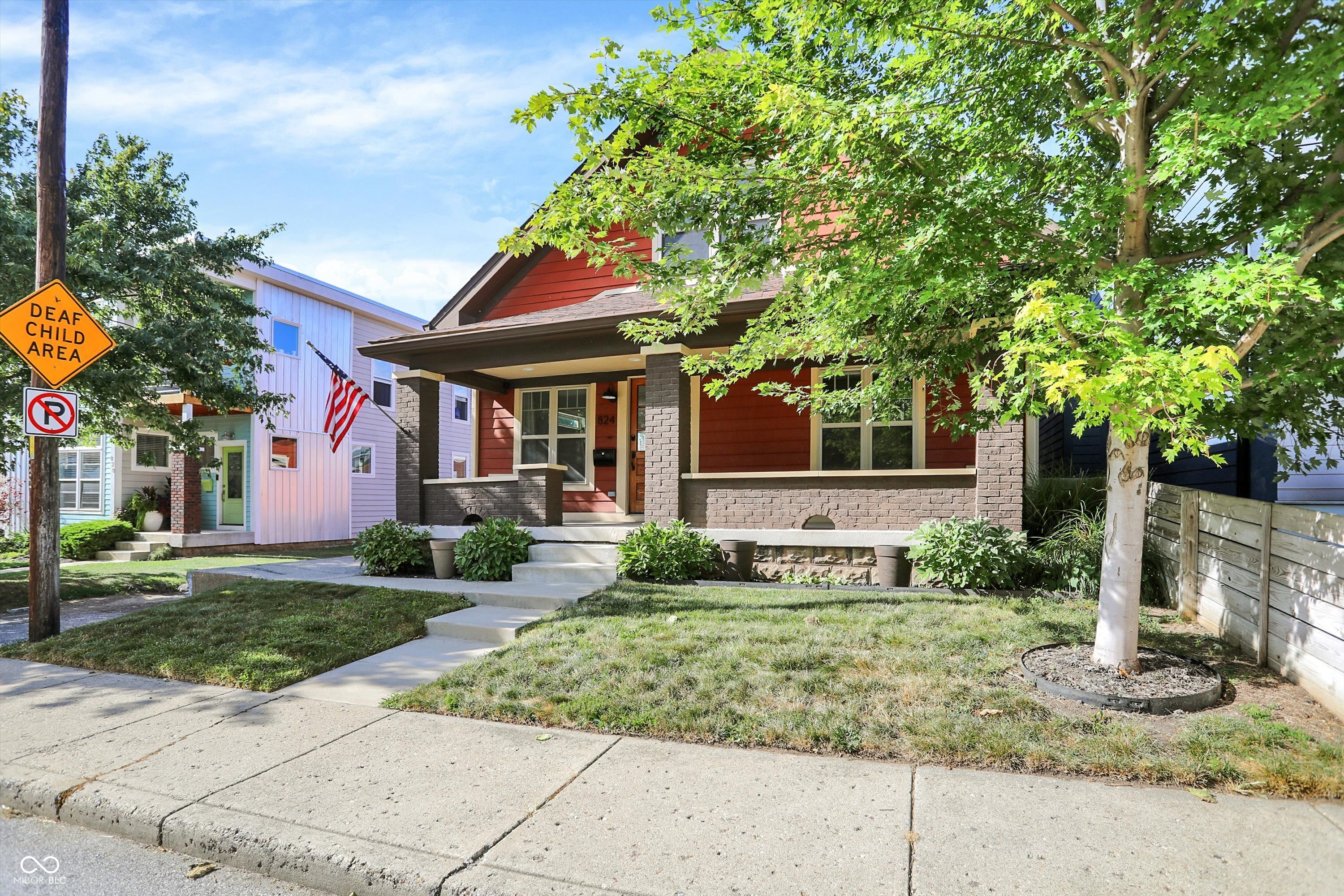824 E Minnesota Street