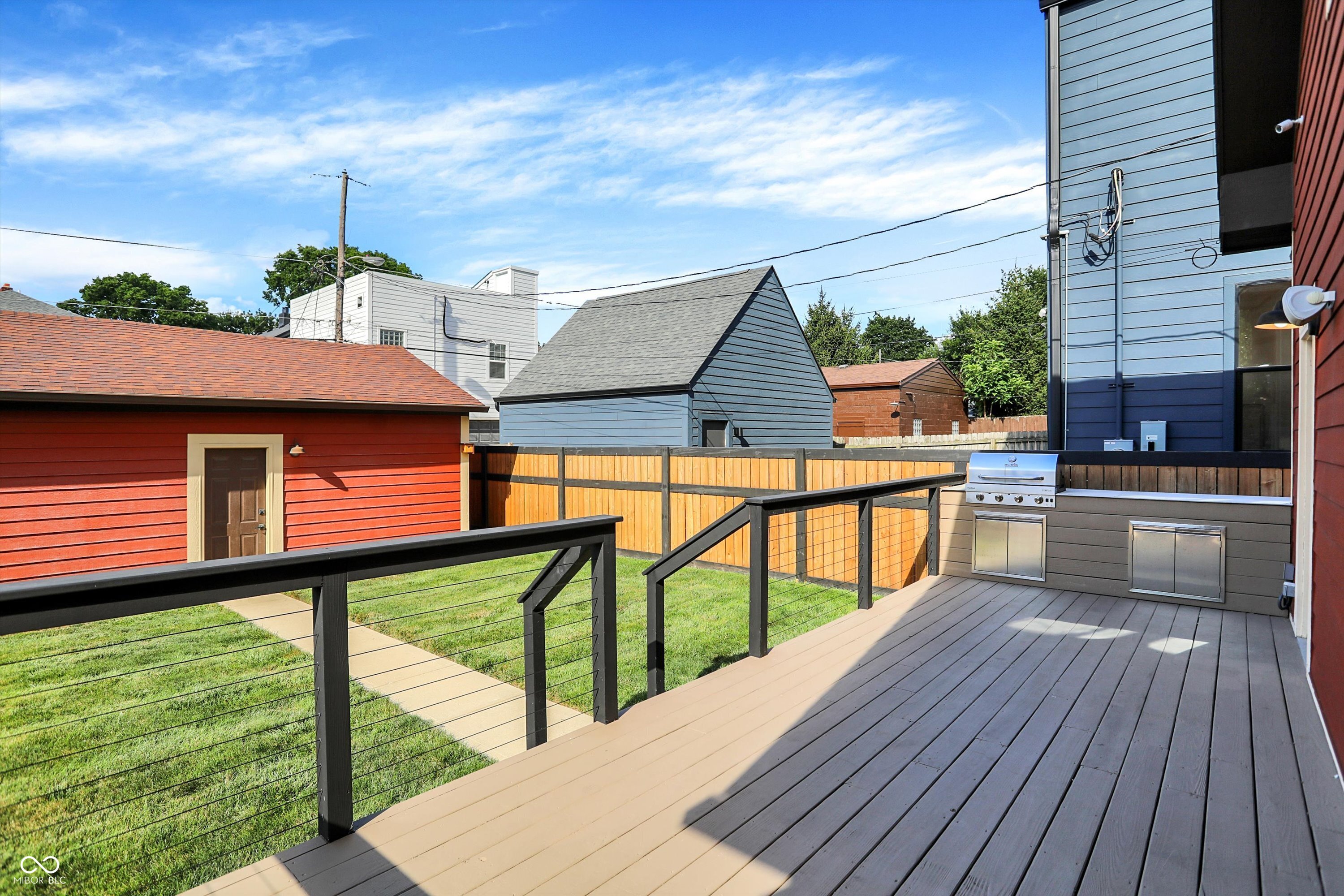 824 E Minnesota Street