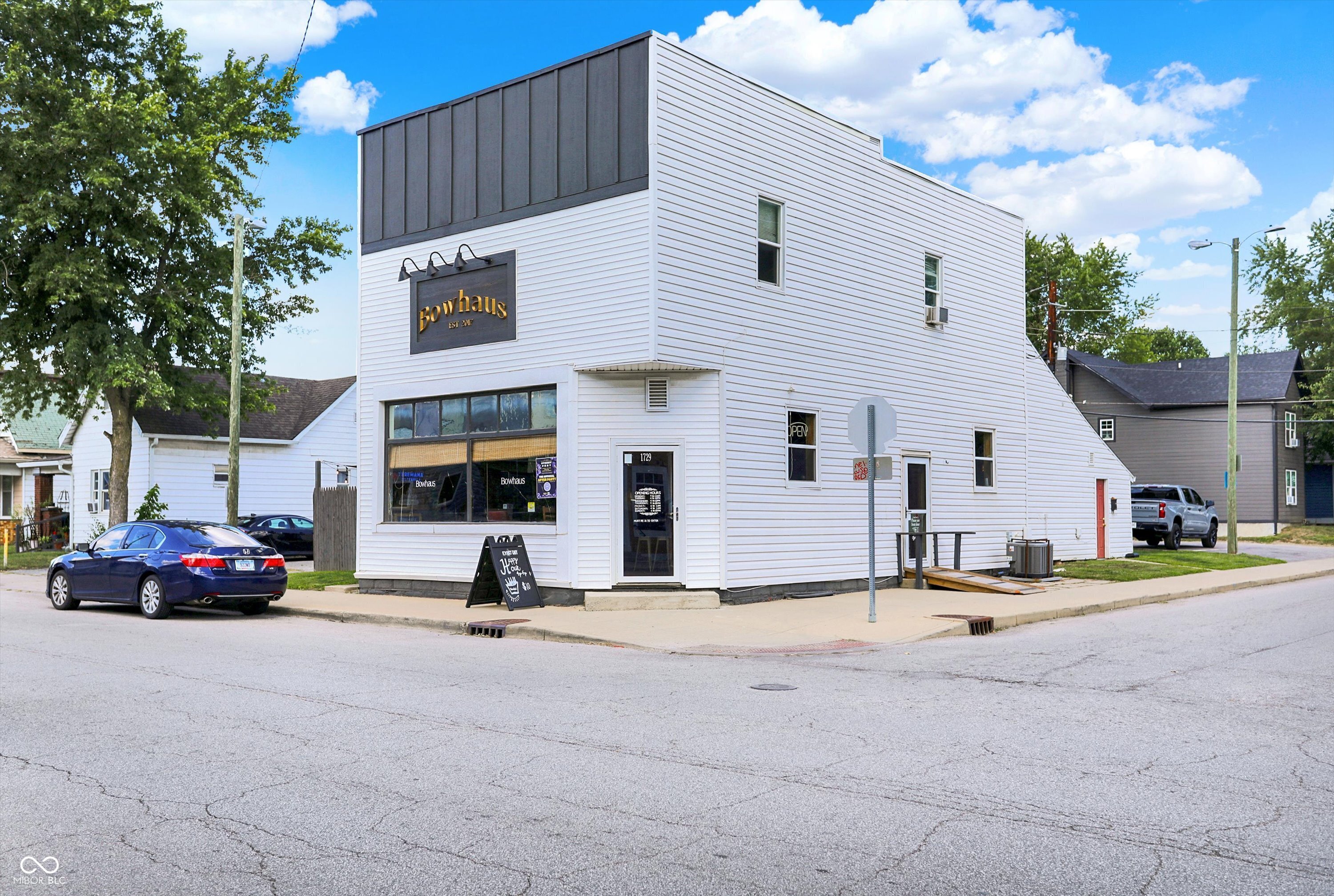 824 E Minnesota Street