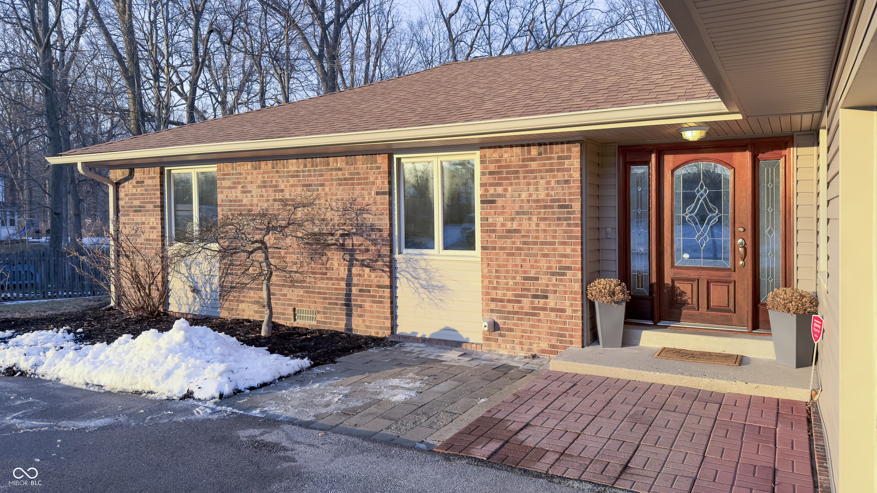 820 Elmwood Circle
